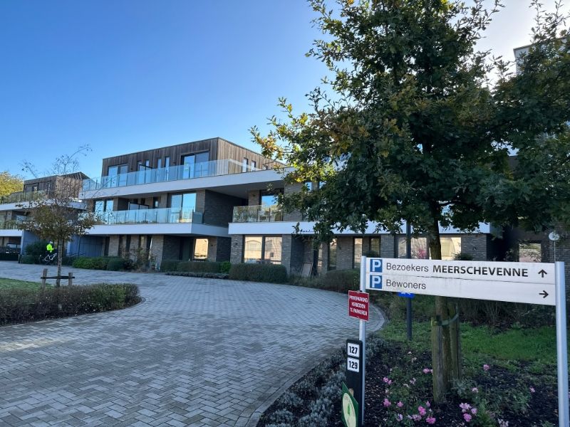 Instapklare assistentiewoning in een prachtige omgeving foto {{pictureIndex}}