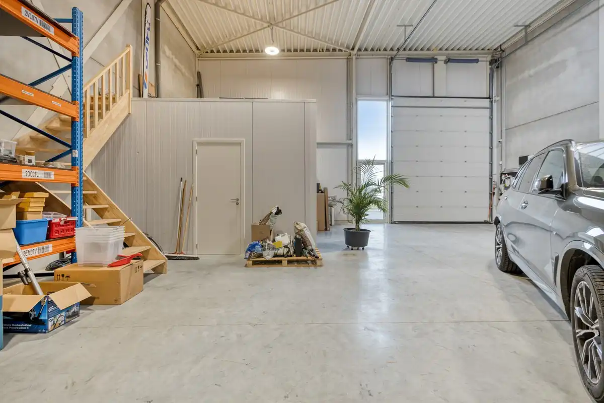 Recente KMO-unit nabij de E313 foto 4