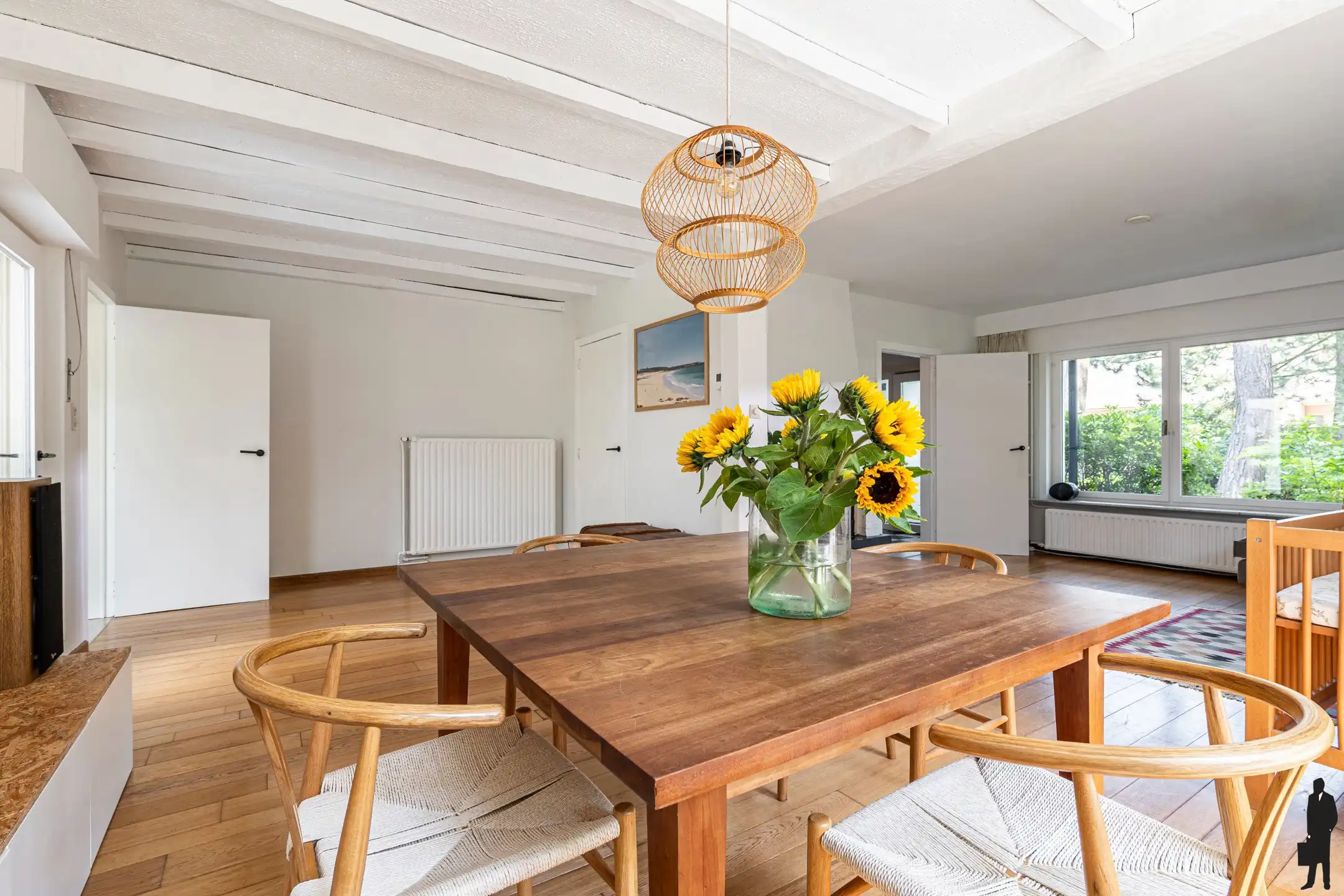 Vrijstaande woning op 1.588m² in villawijk nabij NL grens. foto 6