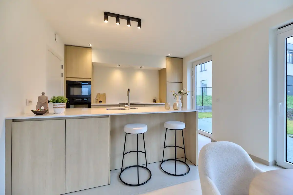 Volledig afgewerkte alleenstaande nieuwbouwwoning te Hooglede foto 10