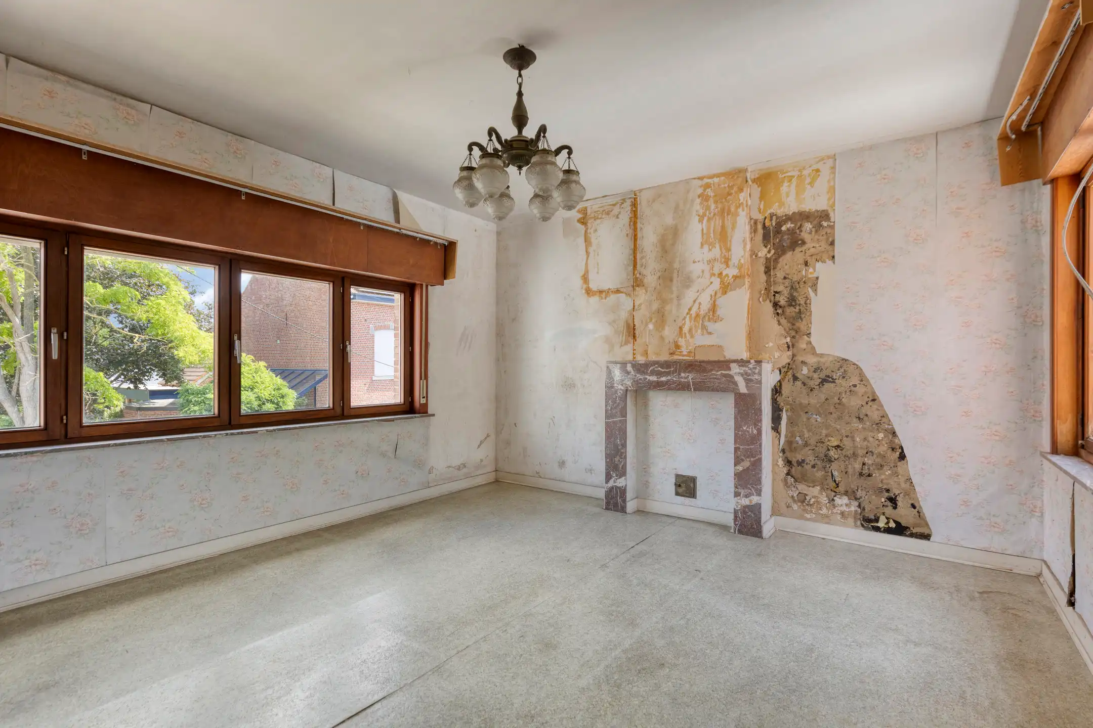 Te renoveren woning met zeer grote tuin op rustige ligging foto 10