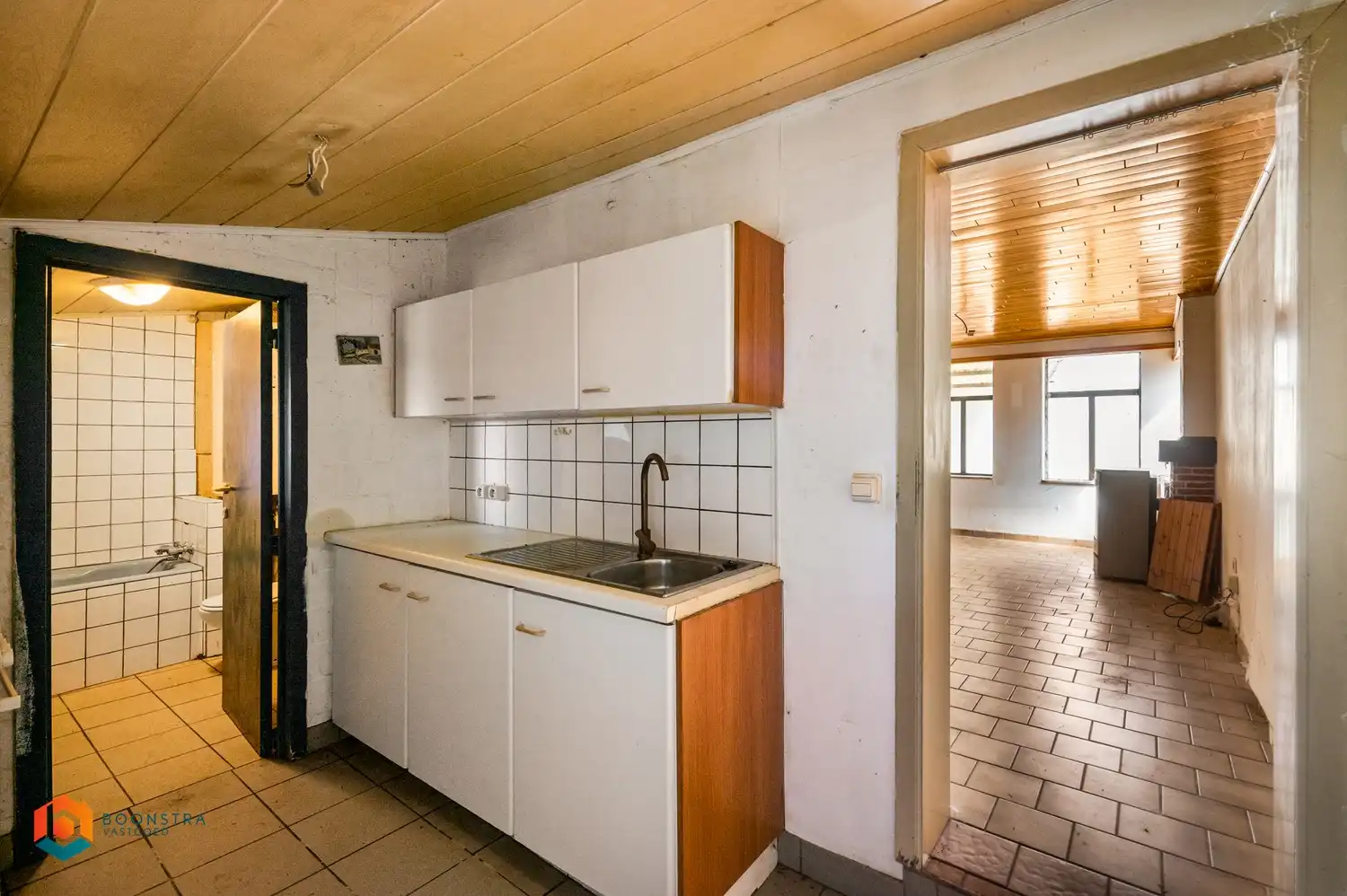 Te renoveren woning te Beerzel foto 6