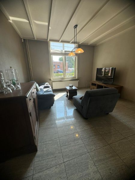 Woning met 5 slaapkamers op 8a29 foto 8