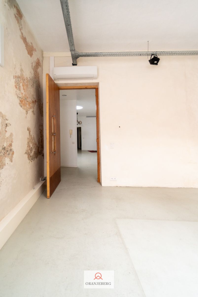 Polyvalente atelierruimte-magazijn-loods foto 11