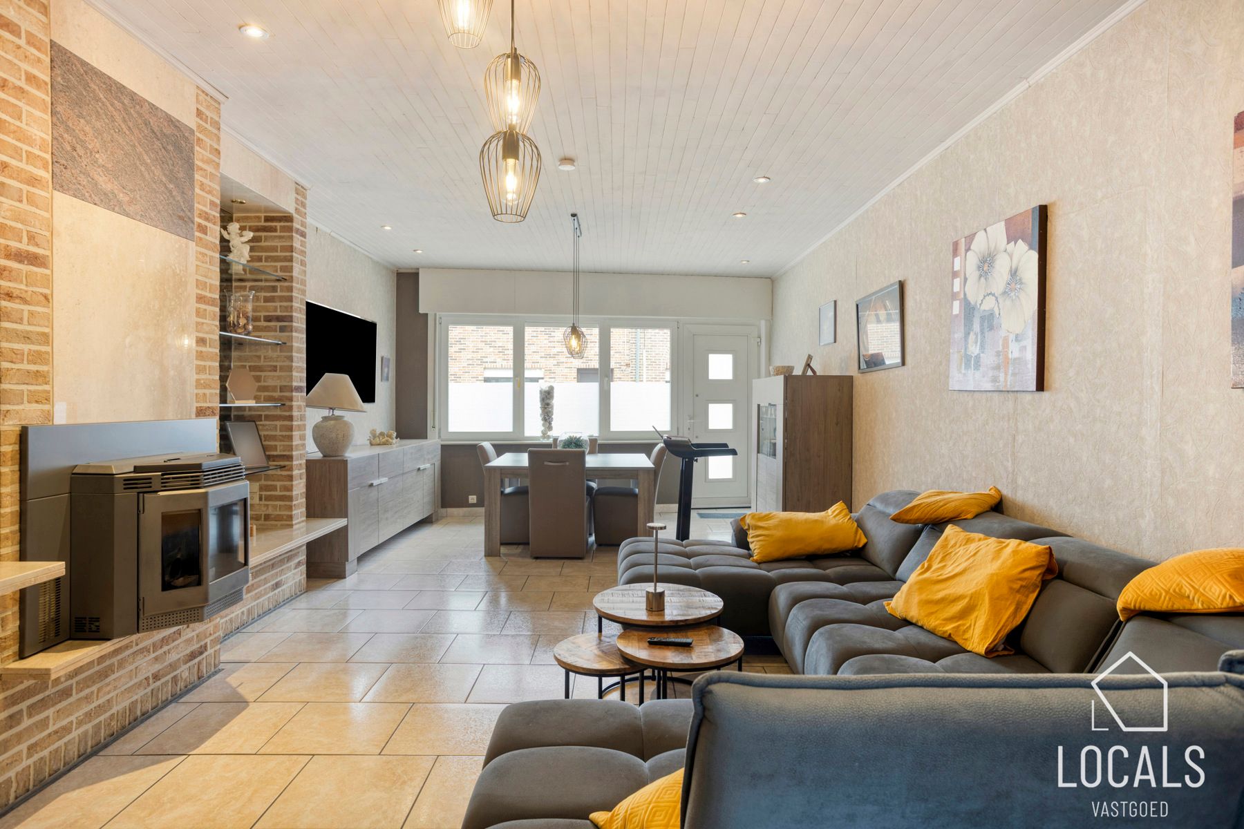 INSTAPKLARE WONING MET 4 SLAAPKAMERS  + TUIN EN GARAGE foto 8