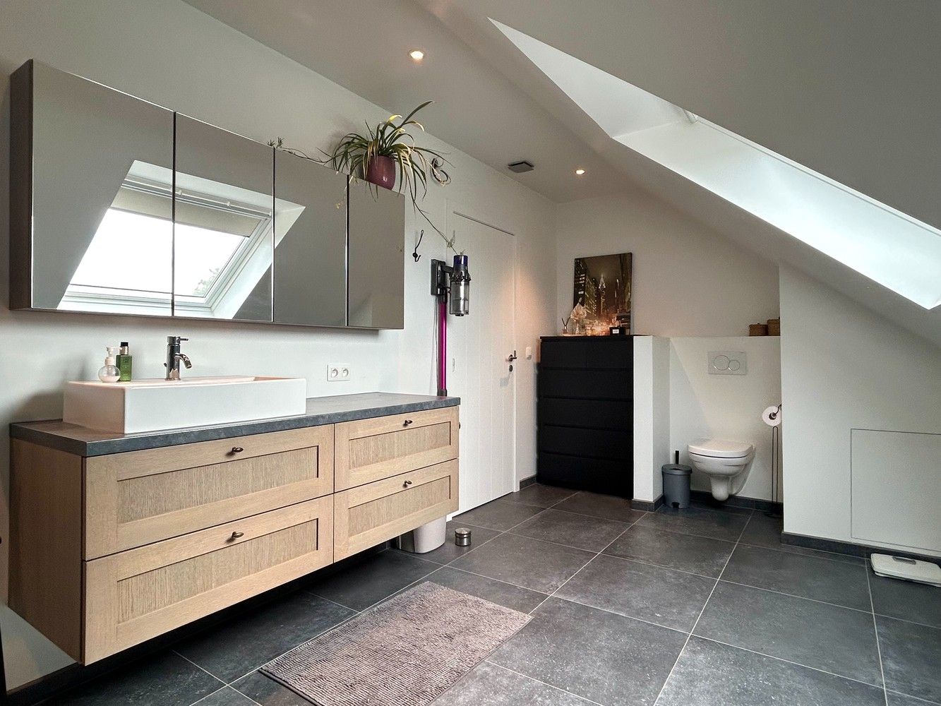 Instapklare, volledig gerenoveerde woning met loods en zichtbare ligging in Heverlee foto 18