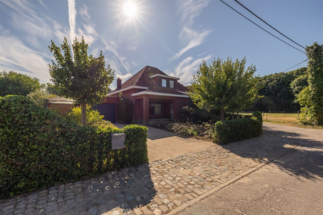 label d, mooie tuin op zuidoosten, instapklaar foto 2