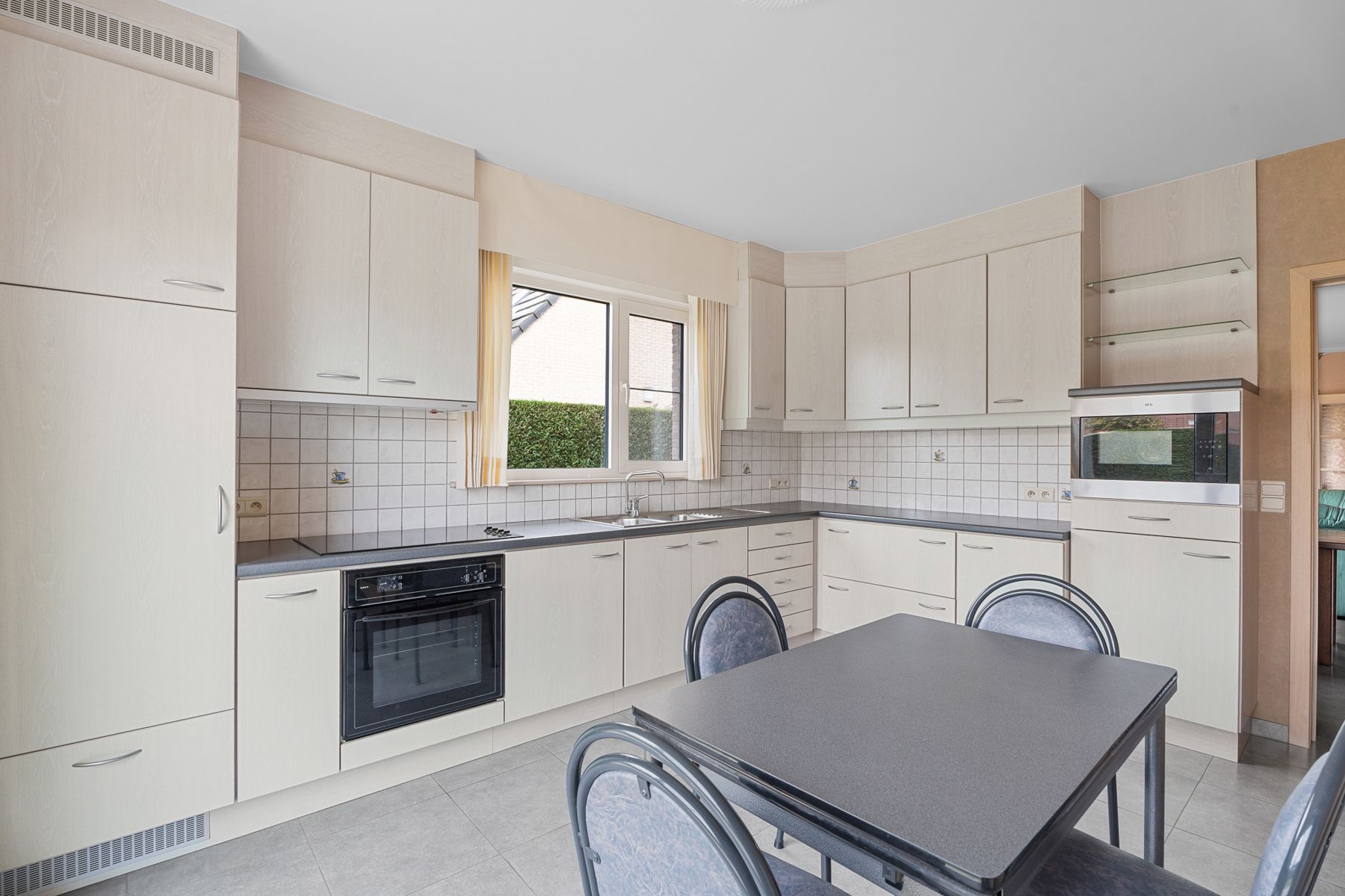 Bungalow in residentiële wijk in centrum Kalken! foto 6