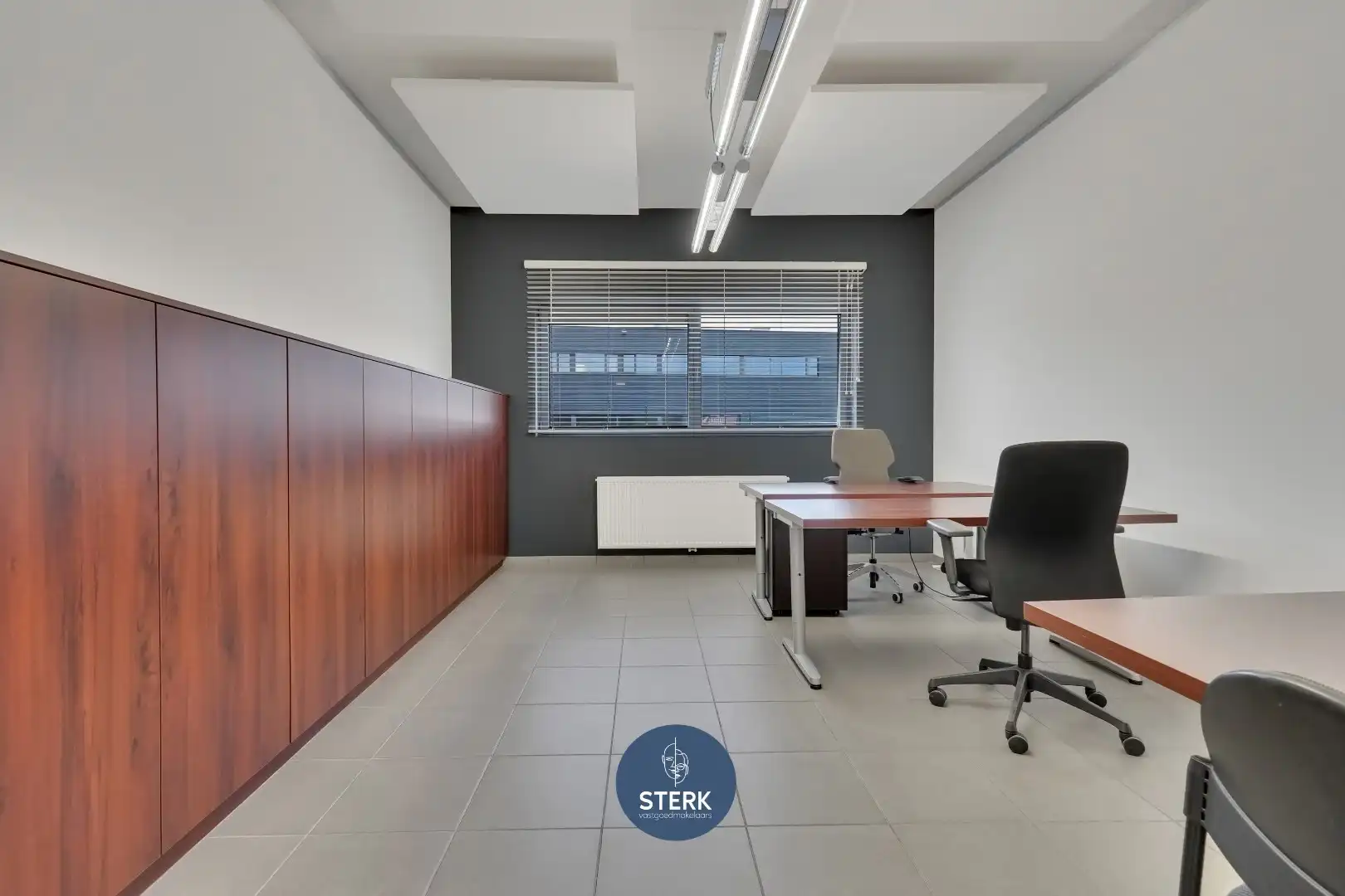 VEELZIJDIG INDUSTRIEPAND MET INSTAPKLAAR APPARTEMENT TE MAASMECHELEN ! foto 11