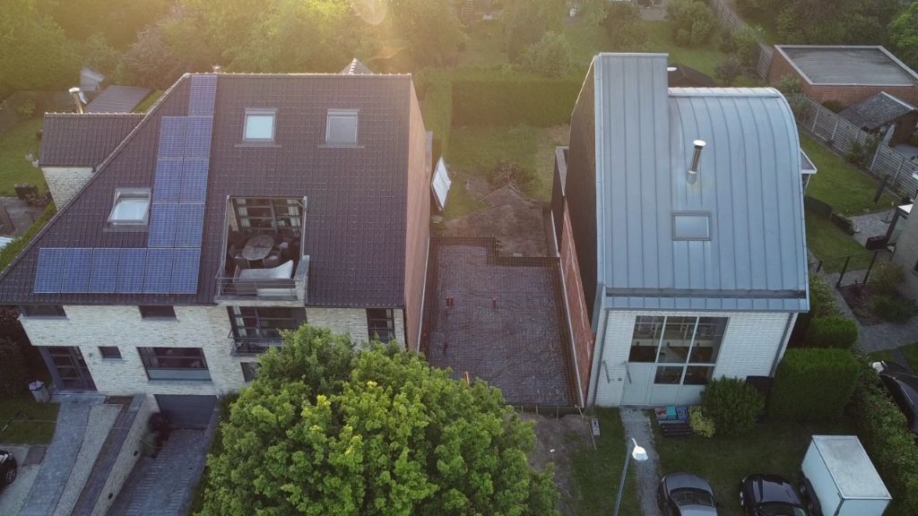 Mariakerke – Architecturale, nieuwbouw split-levelwoning met 3 slaapkamers, afzonderlijke bureauruimte en aangename tuin op een boogscheut van Gent centrum. foto 7