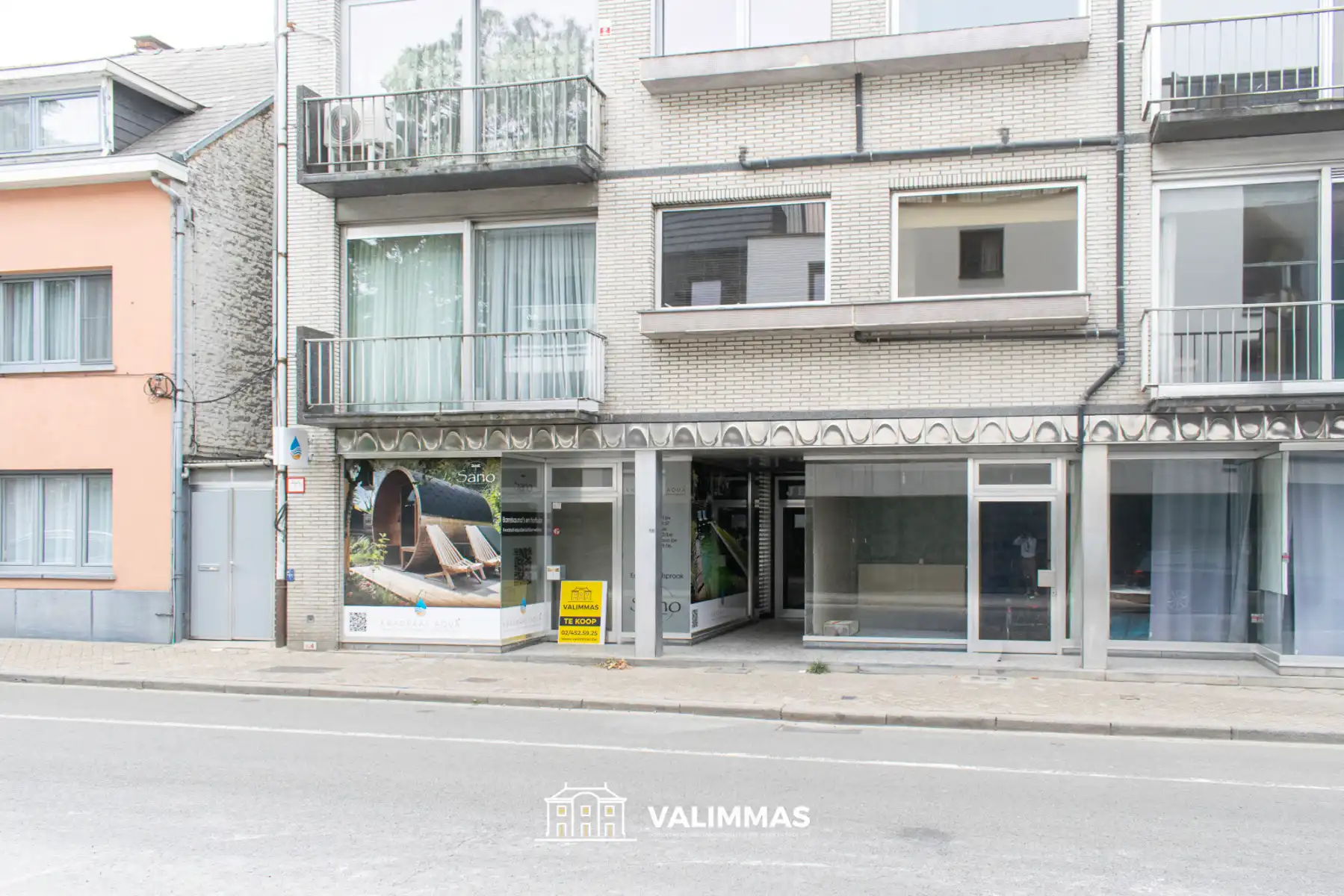 Gelijkvloerse handelsruimte/appartement met mooi terras... foto 3