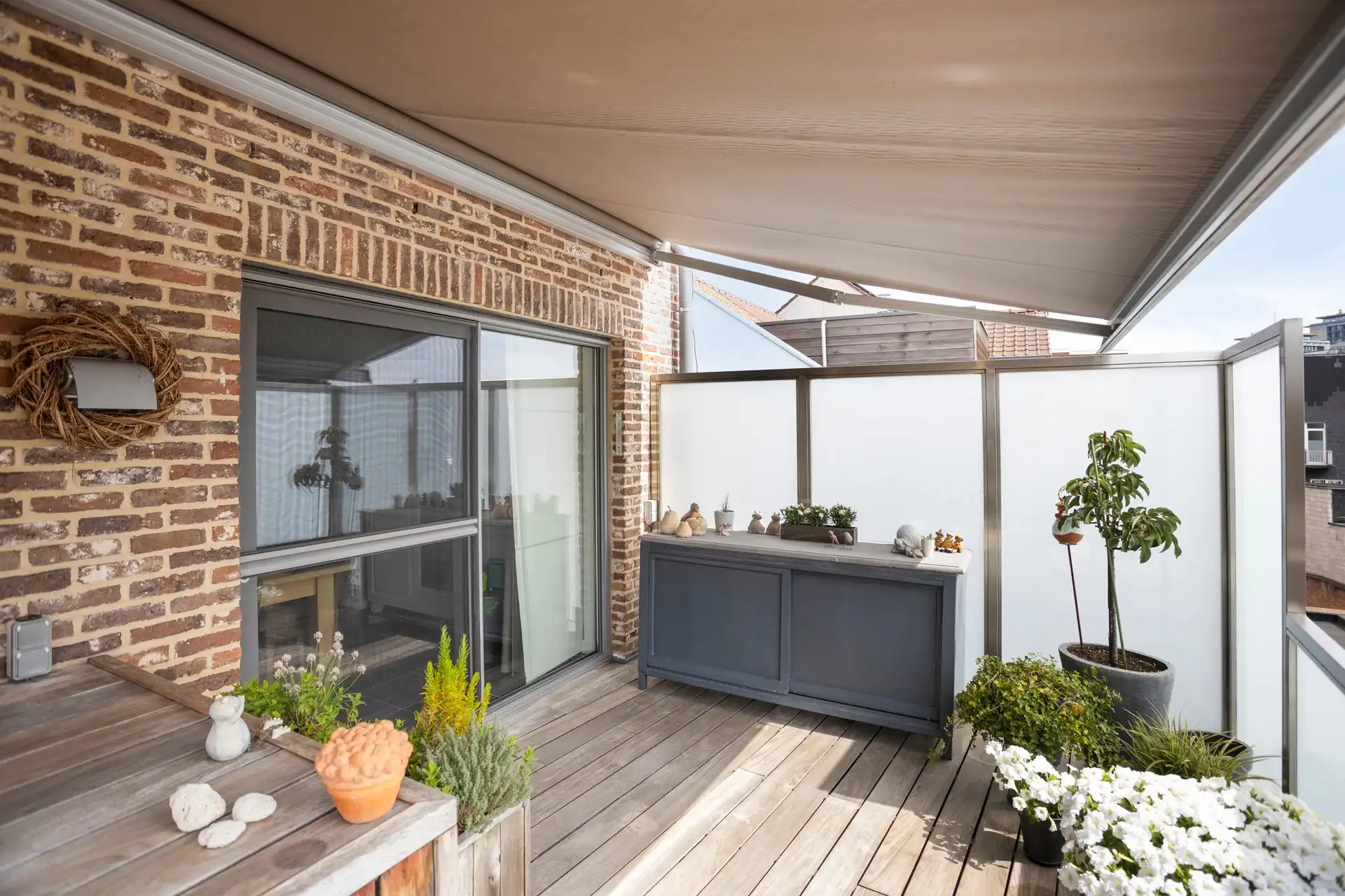 Ruim en luxueus dakappartement met uitzonderlijk dakterras van 104 m² in hartje Hasselt foto 24