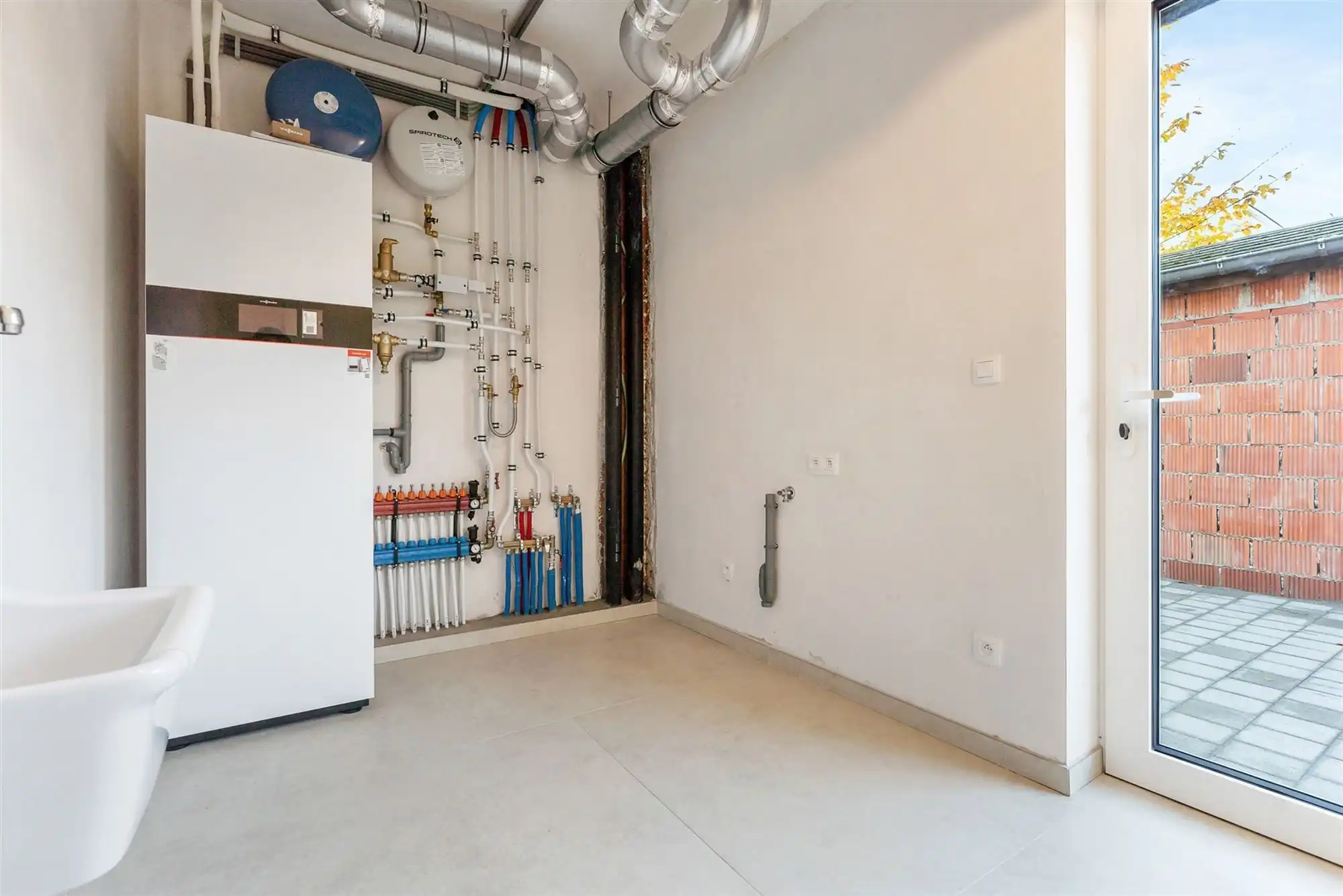 NIEUWBOUW OPEN BEBOUWING MET UITERST KWALITATIEVE EN ENERGETISCHE AFWERKING TE BERINGEN  6% BTW MOGELIJK foto 11