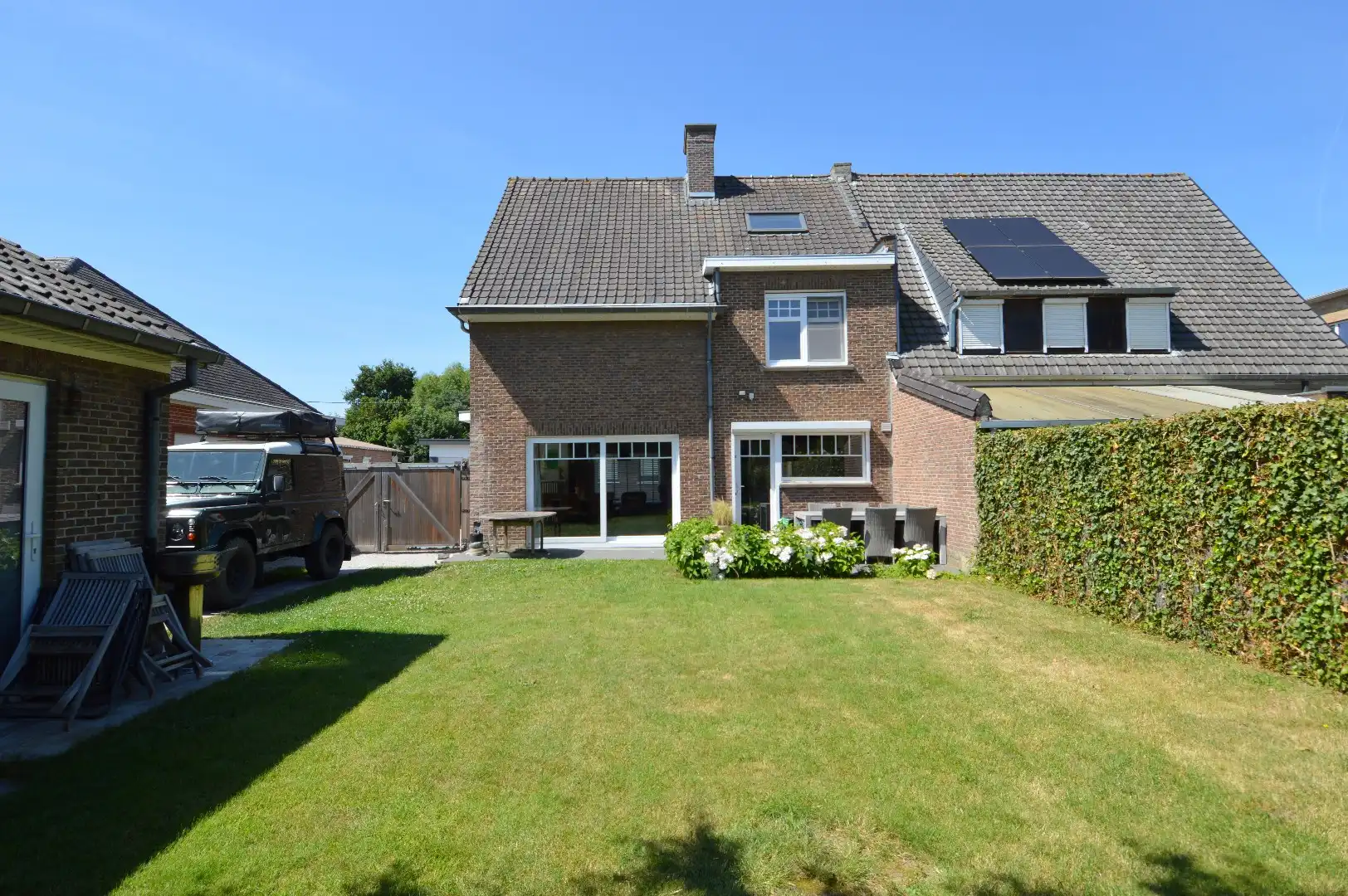 Halfopen woning met tuin, garage en 3 slaapkamers te Wevelgem foto 14