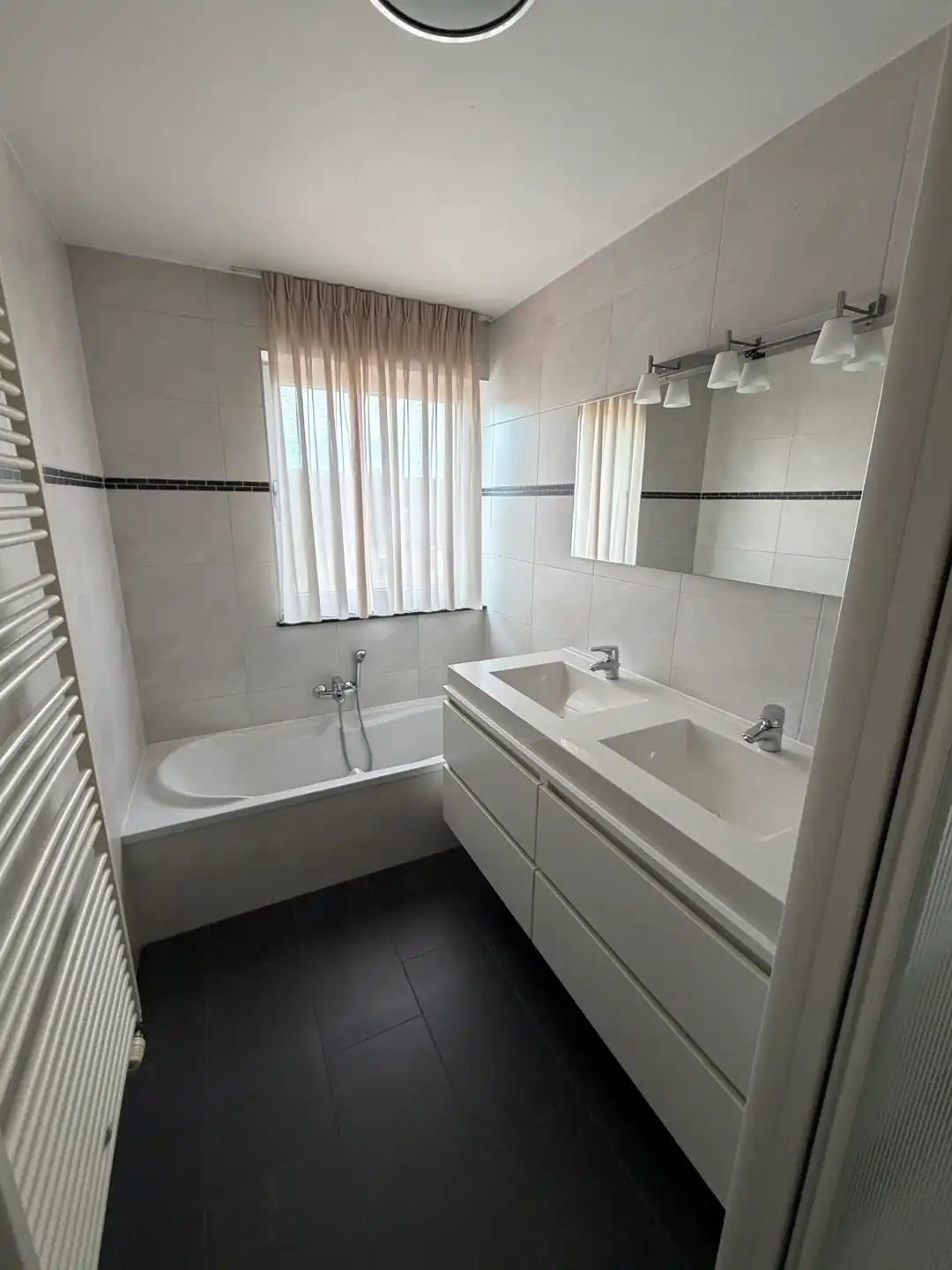 Appartement te huur foto 10