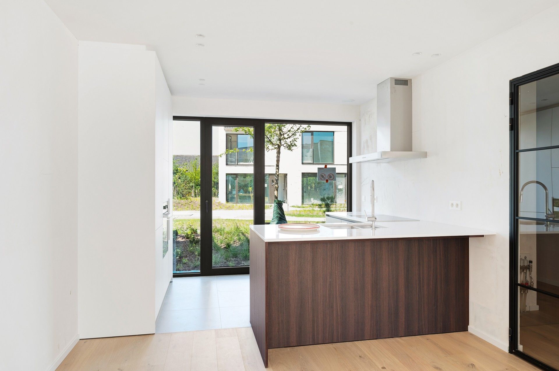 Ongemeubeld: moderne geothermische en energiezuinige woning te Knokke foto 7