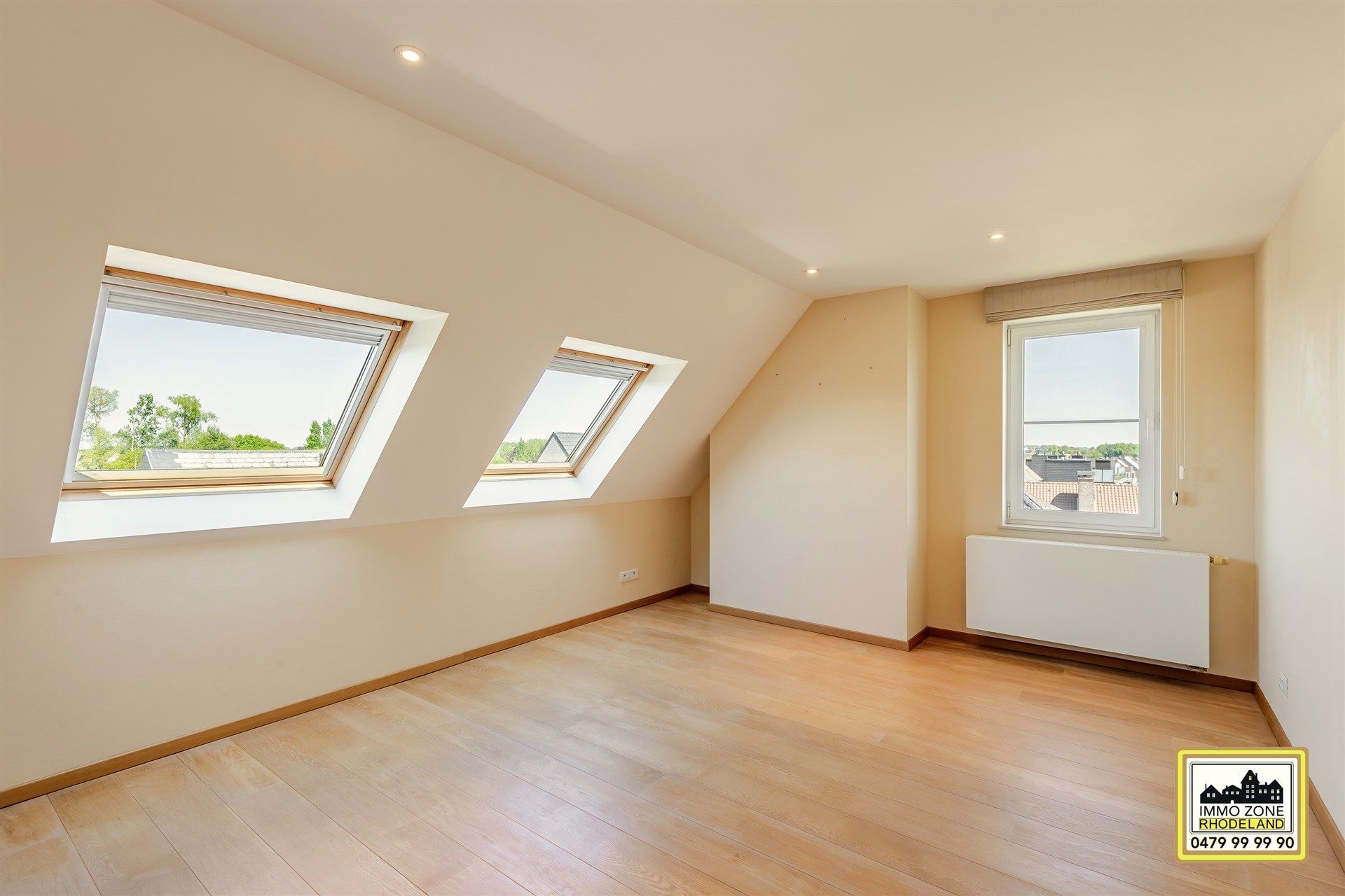 Ruime duplex met 3 slaapkamers met terras.  foto 16