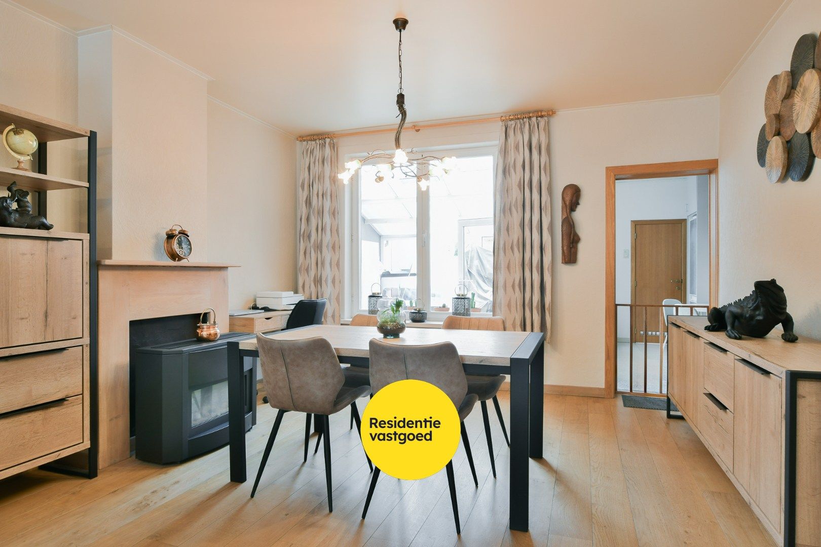 Verzorgde gezinswoning met zonnige tuin te St-Michiels foto 4