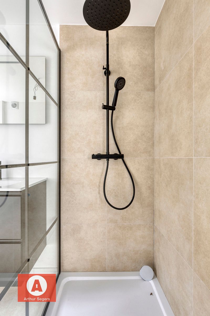 Gerenoveerde woning in hartje Baasrode foto 14