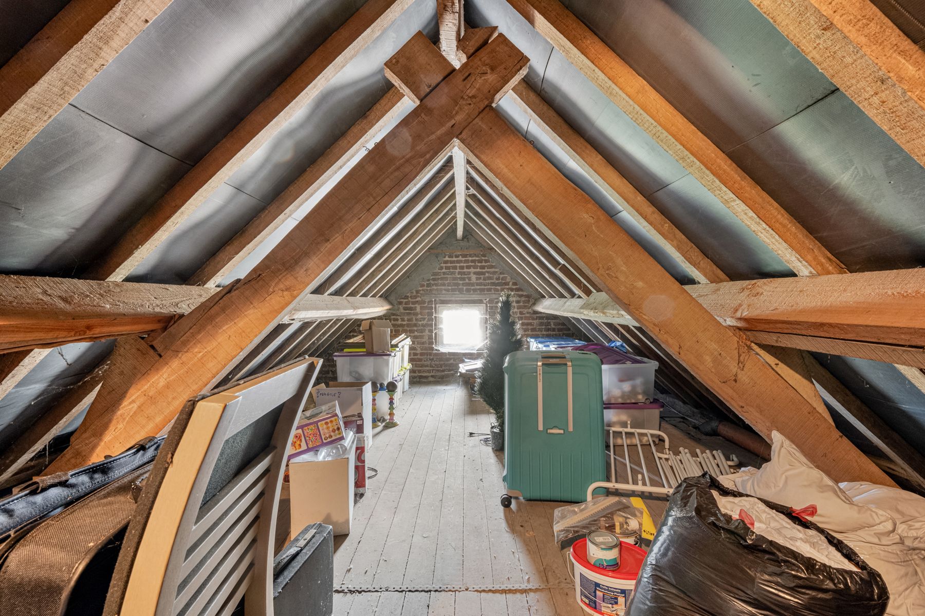 Instapklare woning met 2 slpkrs en voortuin. foto 17