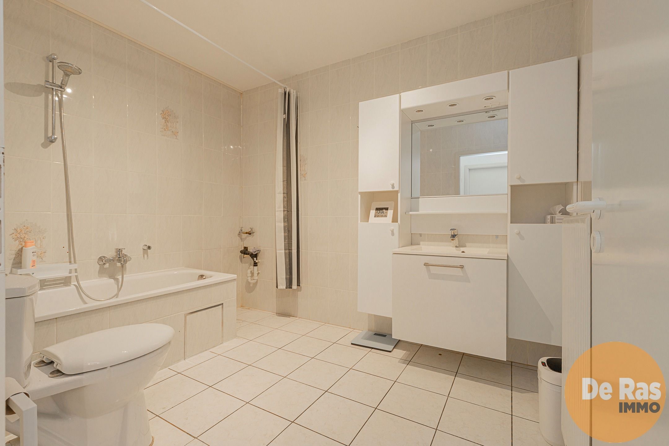 HERZELE - Verzorgd 2-slaapkamerappartement op centrumlocatie foto 12