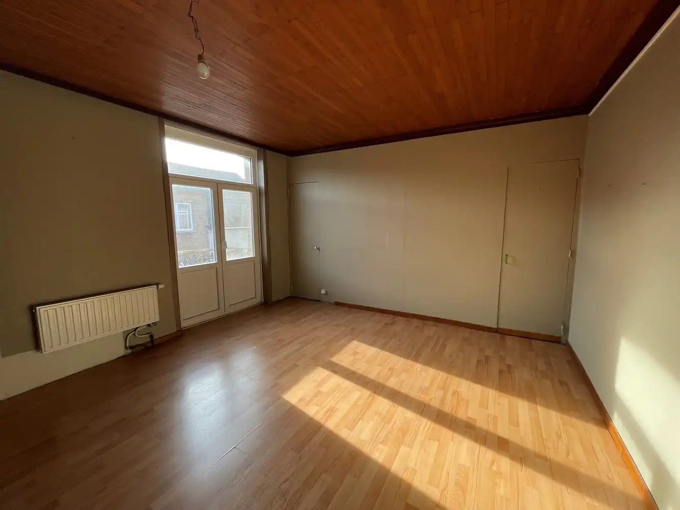 Gebouw met gemengd gebruik, handelspand + woonst, ideaal gelegen foto 9