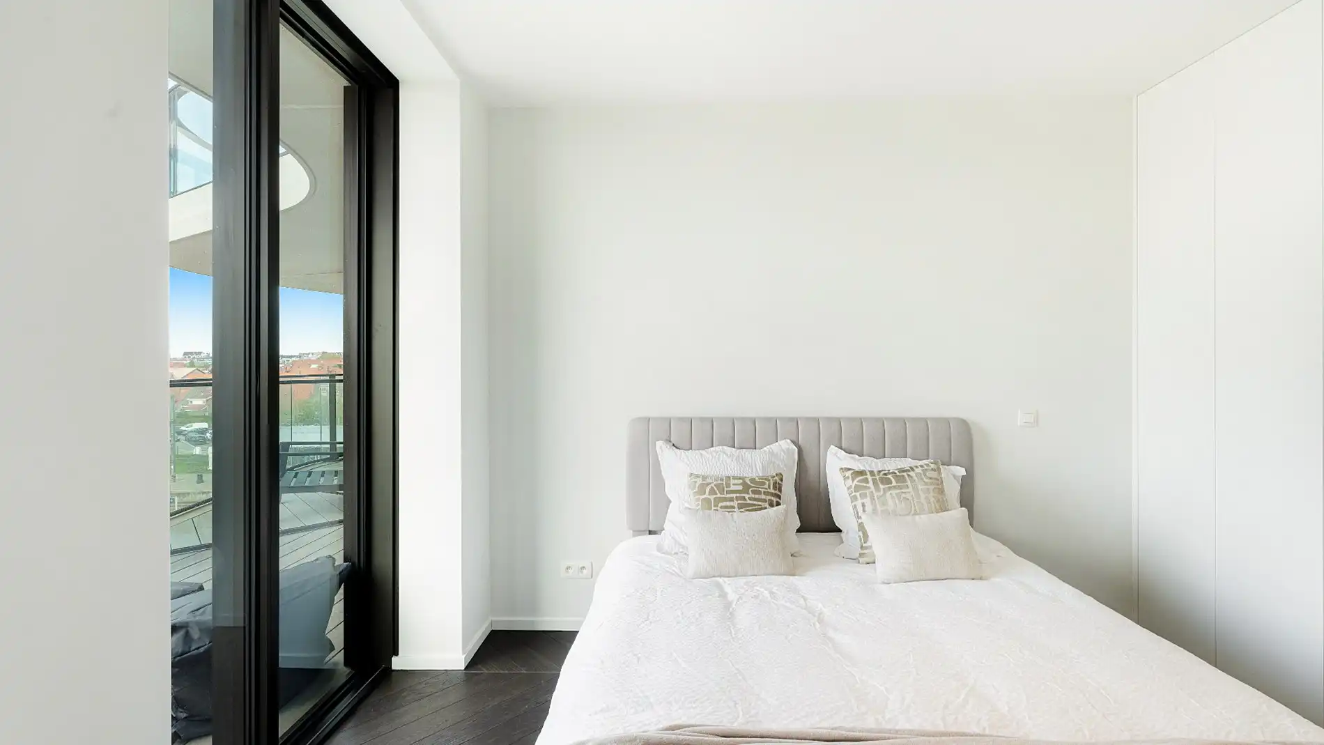 Nieuwbouw onder registratierechten! Modern appartement met groot zonneterras  foto 15