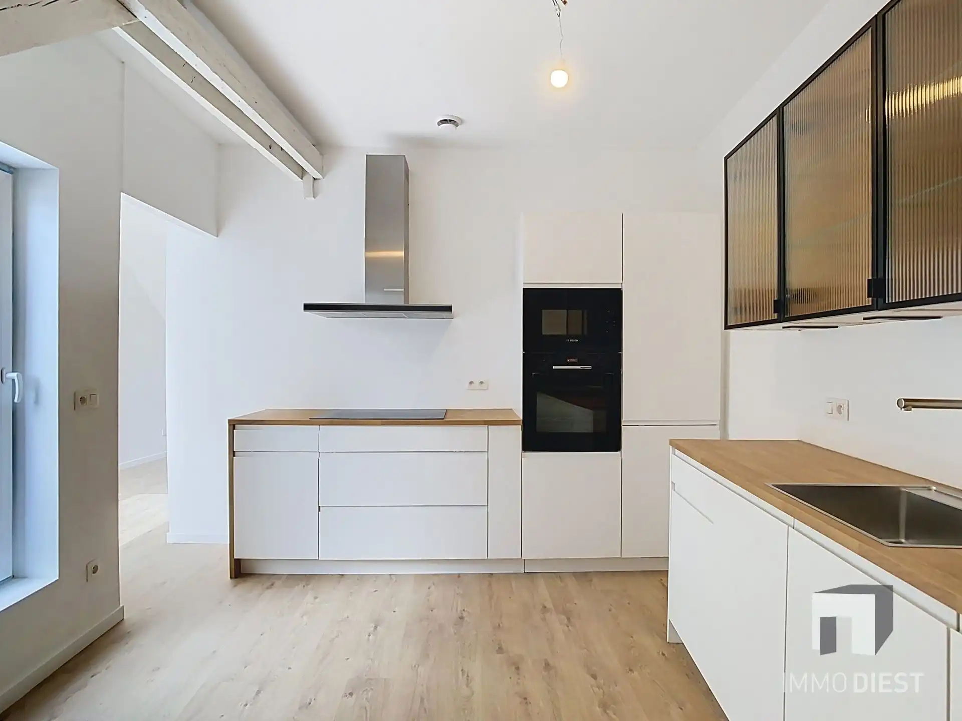 Knap appartement met terras en 1 slpk - centrum Diest - veel lichtinval foto 15