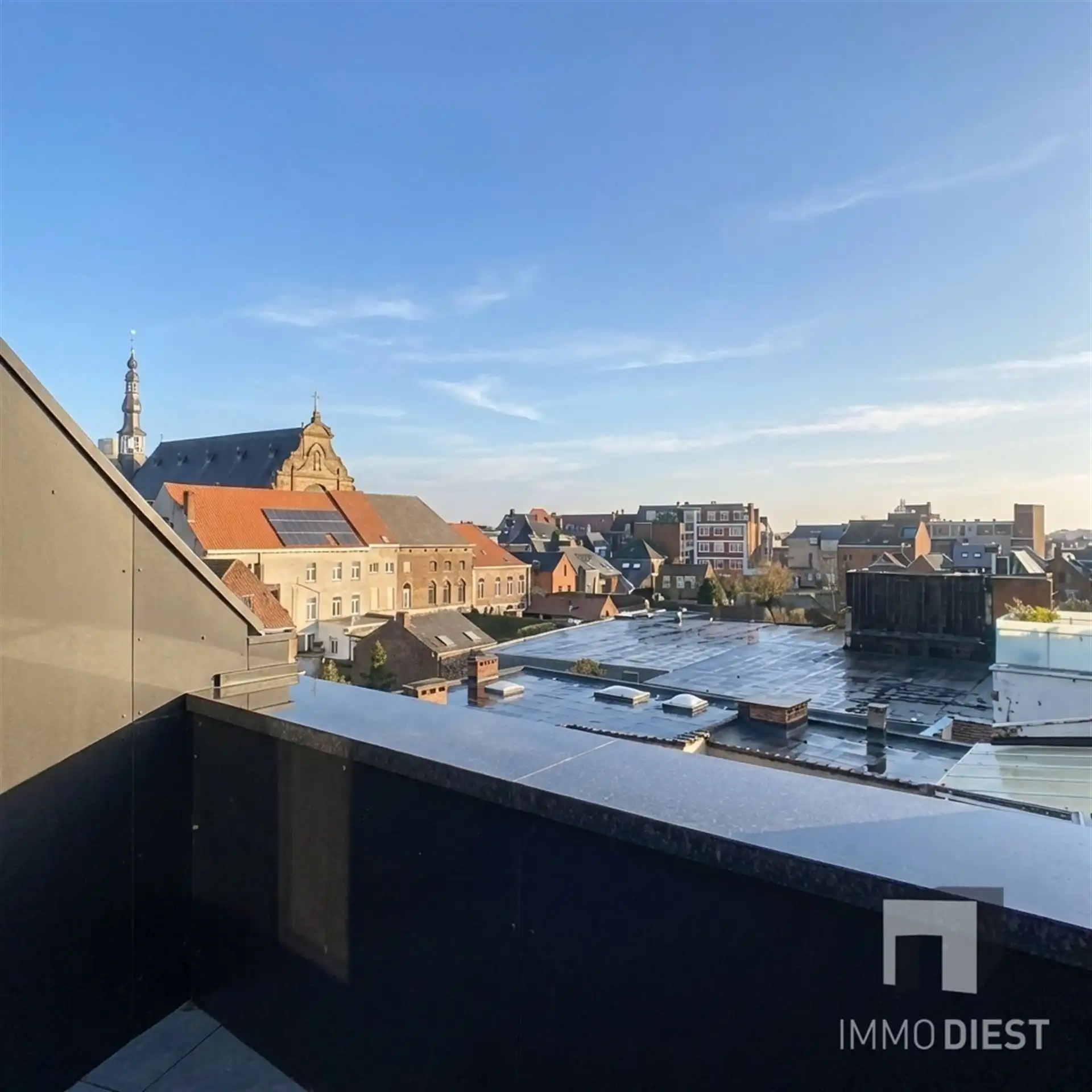 Knap appartement met terras en 1 slpk - centrum Diest - veel lichtinval foto 15