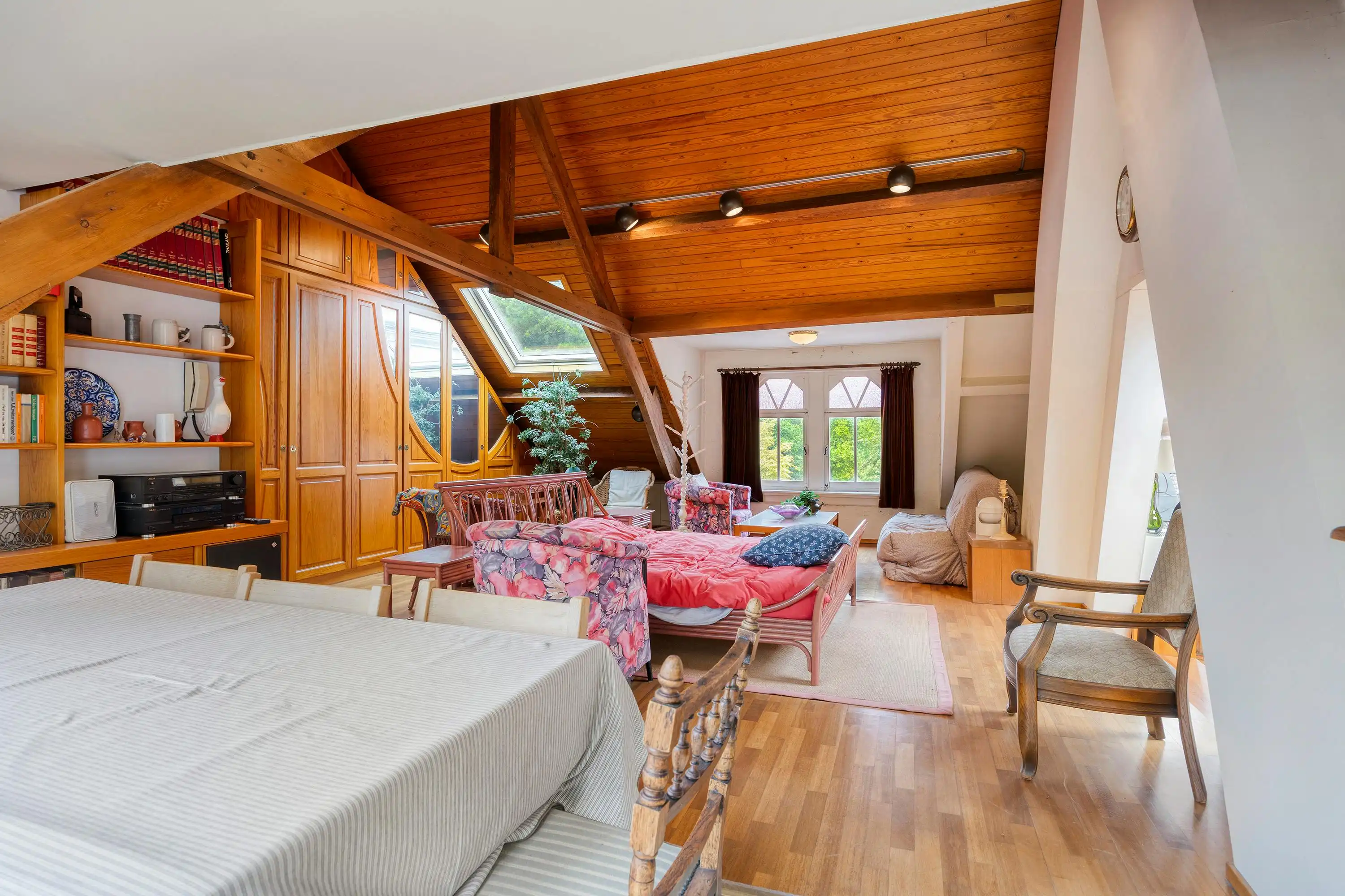 Karaktervolle, te renoveren woning te koop te Essen-Heikant! foto 26