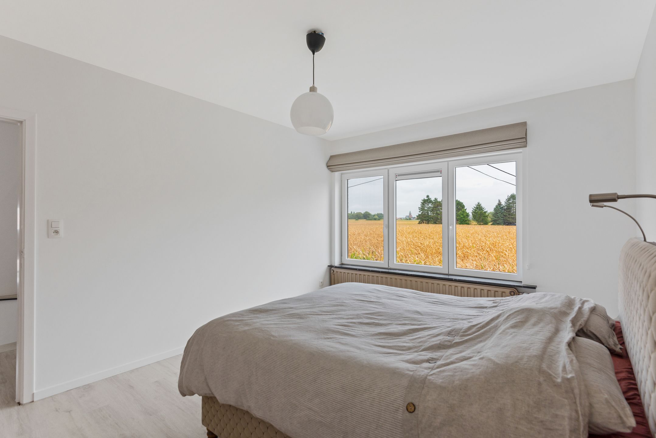 IN OPTIE Instapkl. Half-open woning met 3 slpk, polyv. zolder, gar., oprit en tuin foto 21