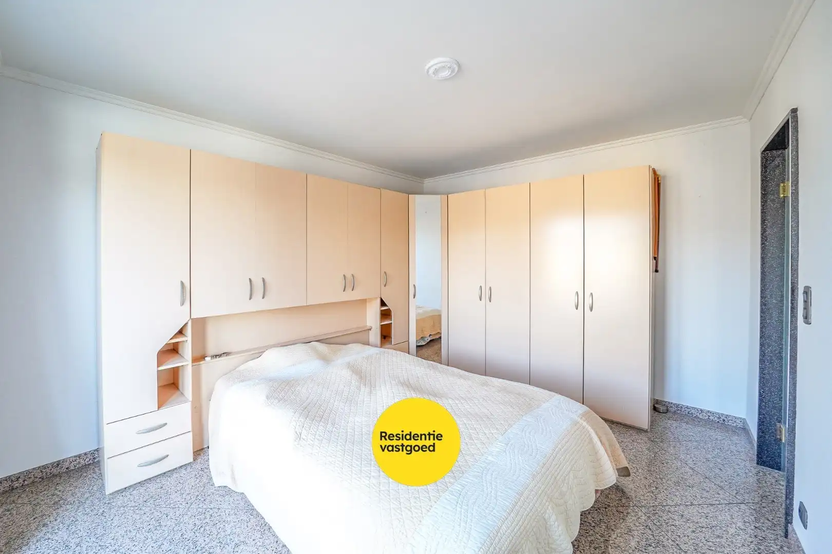 Instapklaar appartement met 2 slaapkamers en terras van 63 m² foto 14