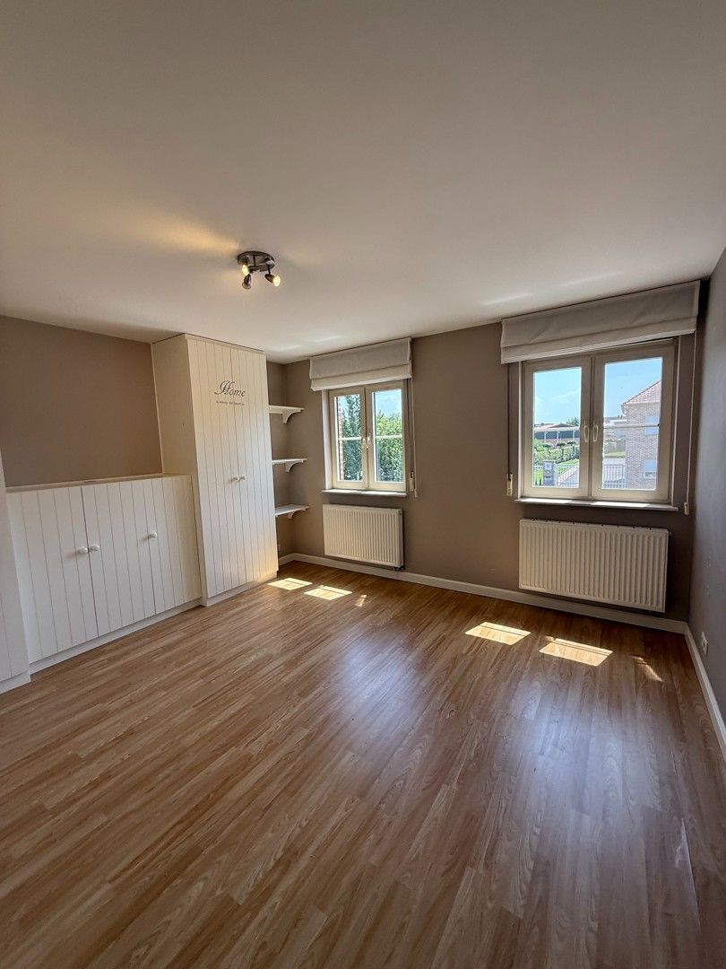 Prachtige energiezuinig appartement met 3 slaapkamers, terras en tuin te Bocholt. foto 28