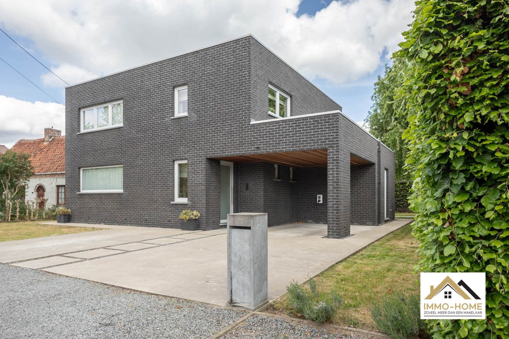 Knappe recente vrijstaande woning!  foto {{pictureIndex}}