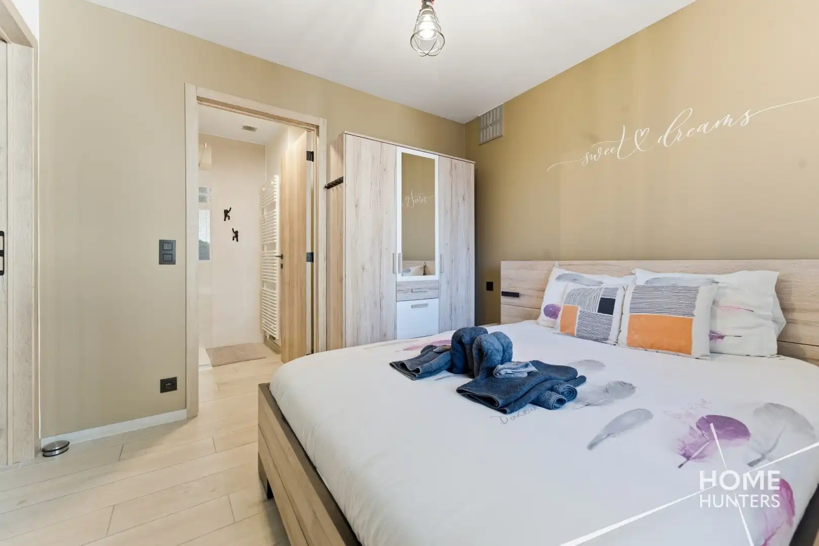 Topinvestering in vakantievastgoed – 6 volledig uitgeruste vakantie-appartementen in historisch centrum Ieper foto 12
