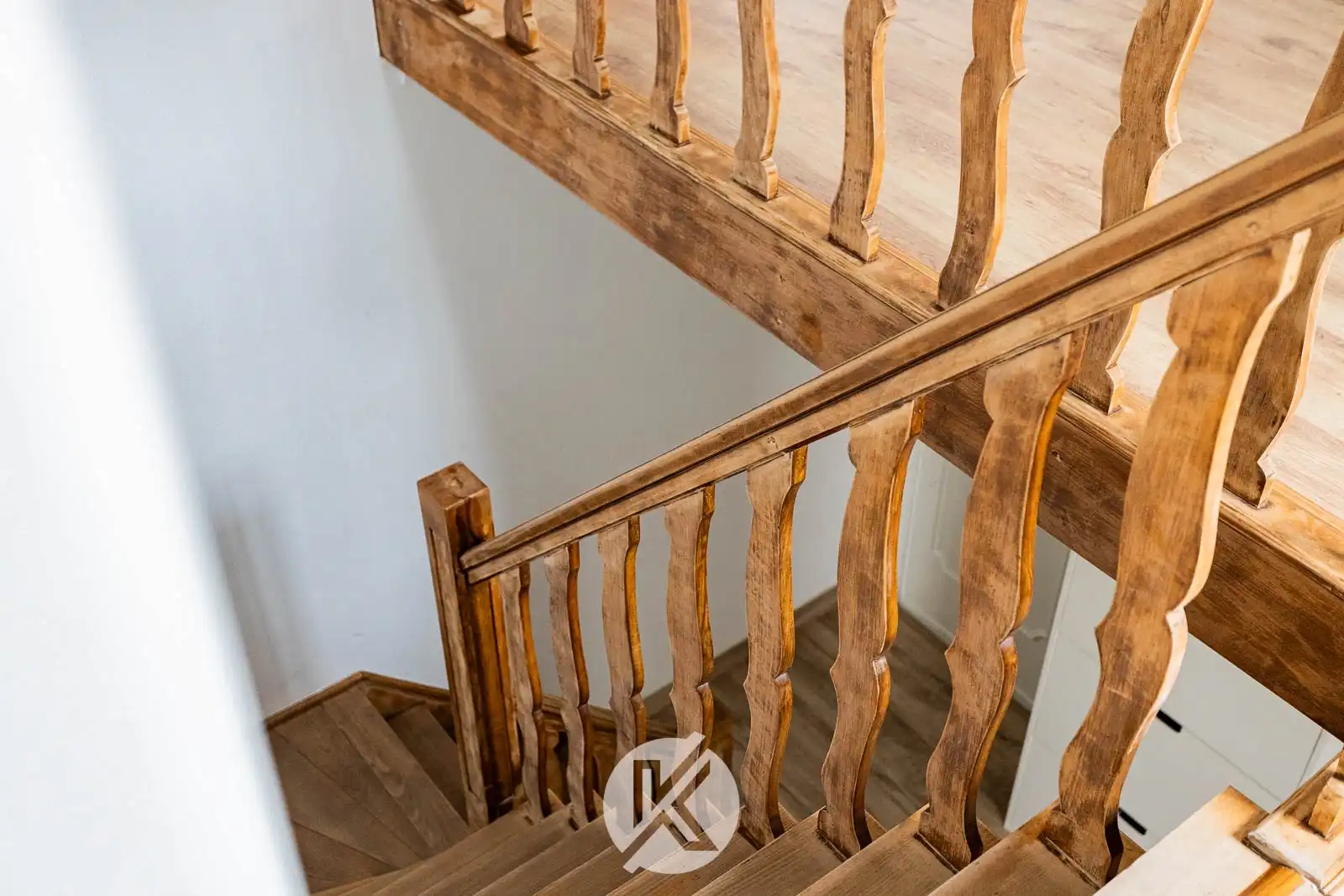 Solide halfopen gezinswoning nabij centrum foto 14