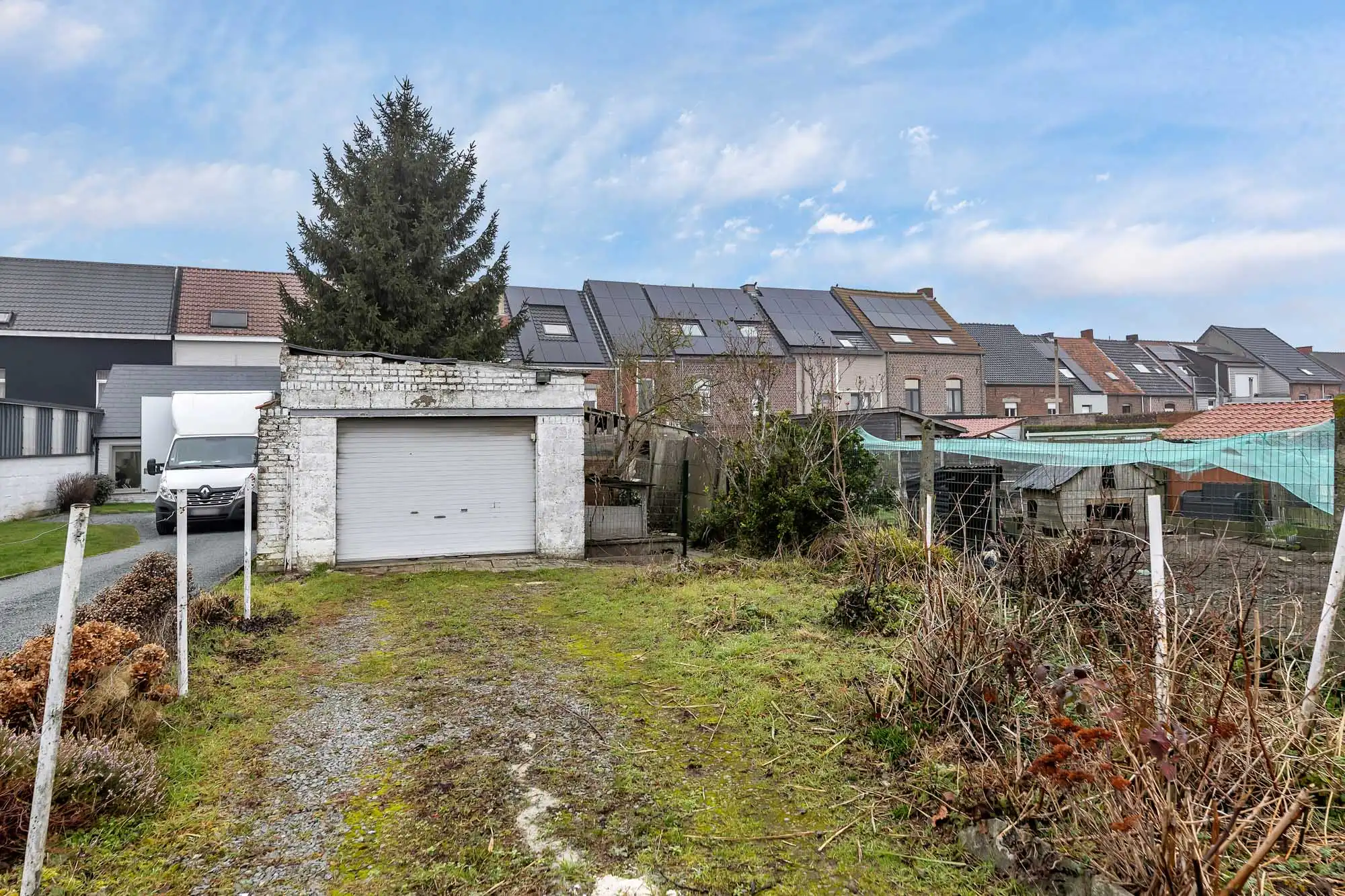 Charmante rijwoning met tuin, garage en parkeerplaats foto 20