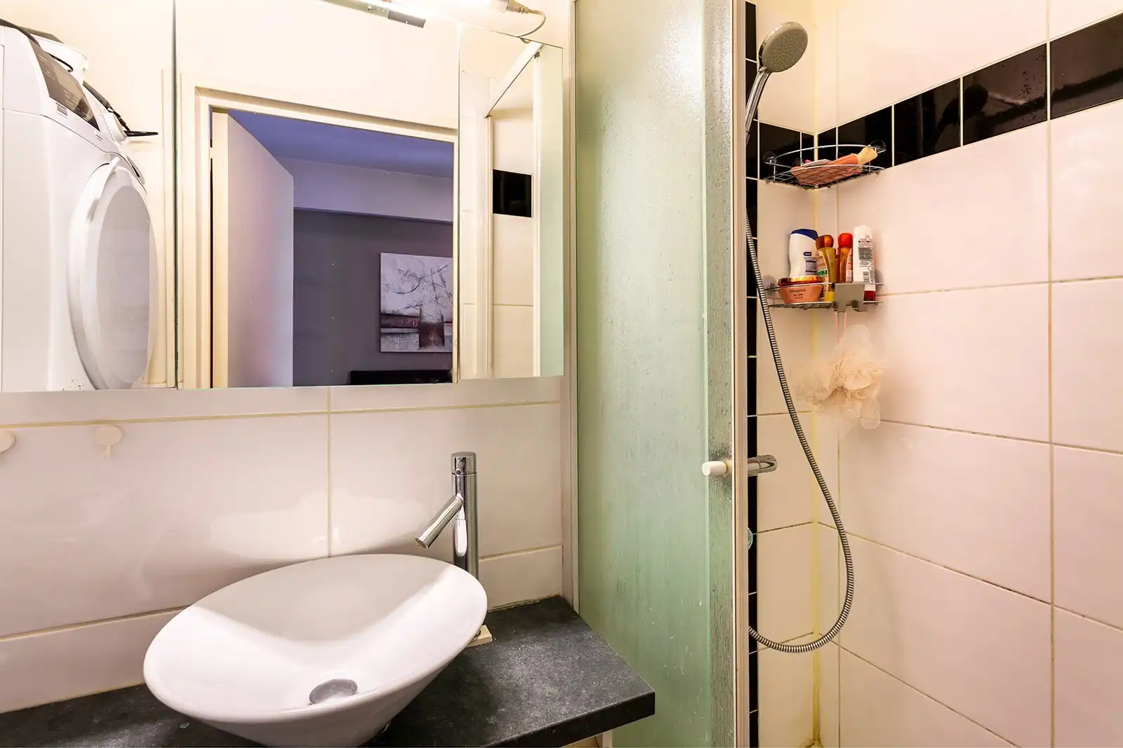 Gemeubeld appartement op centrale locatie! foto 11