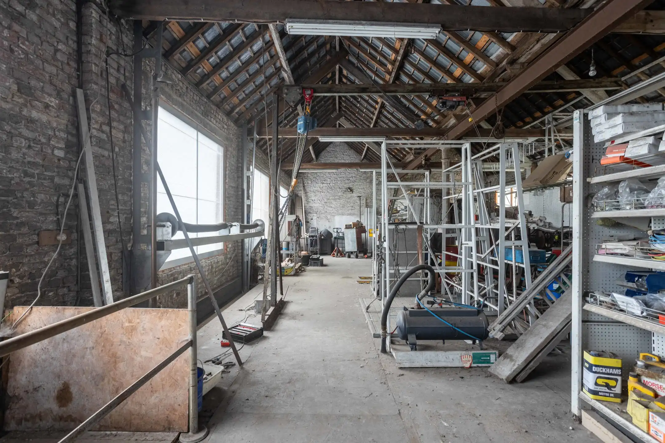 VEELZIJDIG RENOVATIE- EN ONTWIKKELINGSPROJECT foto 11