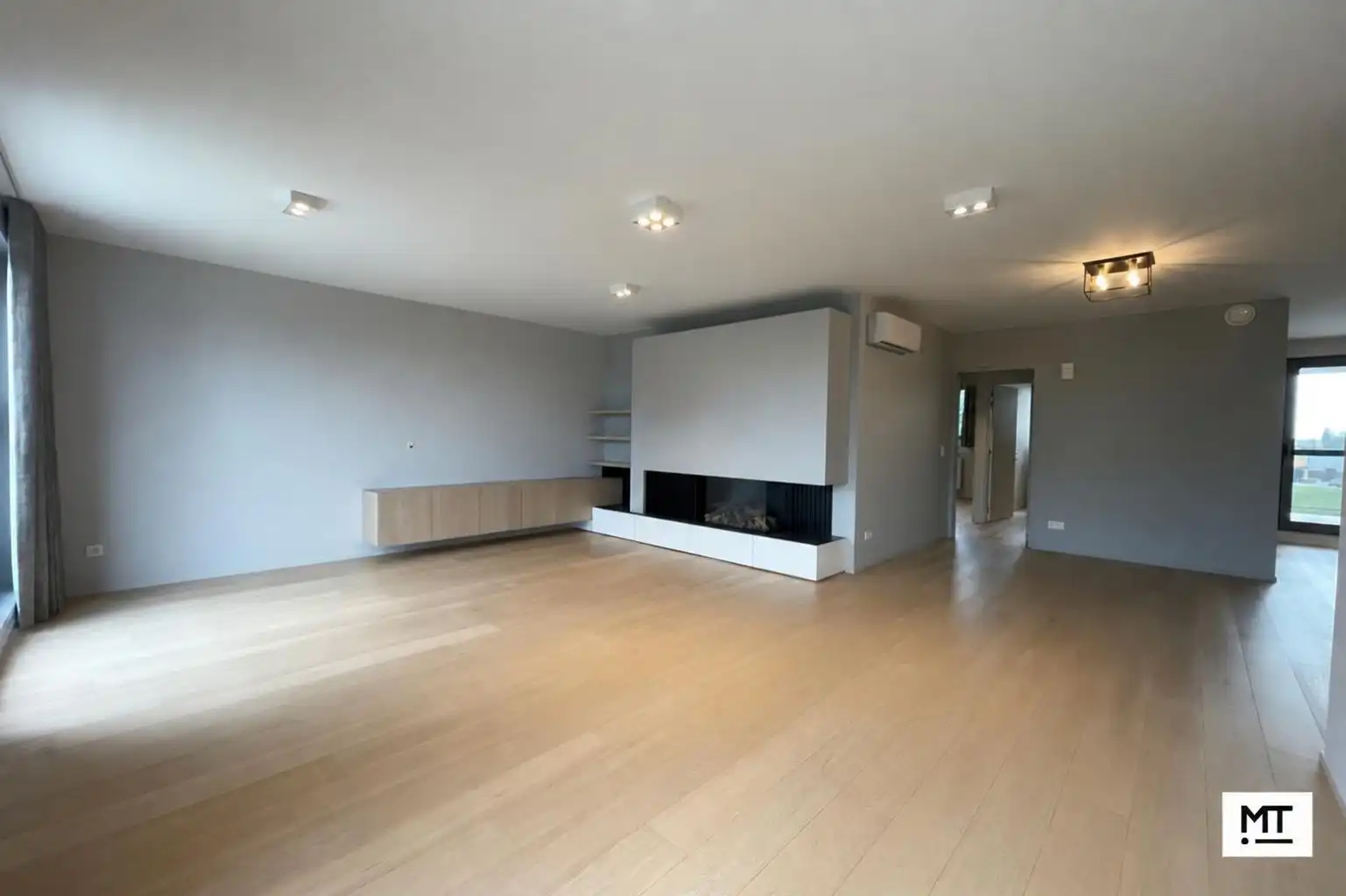 Ruim 2-slaapkamerappartement met dubbele terrassen en prachtig uitzicht foto 5