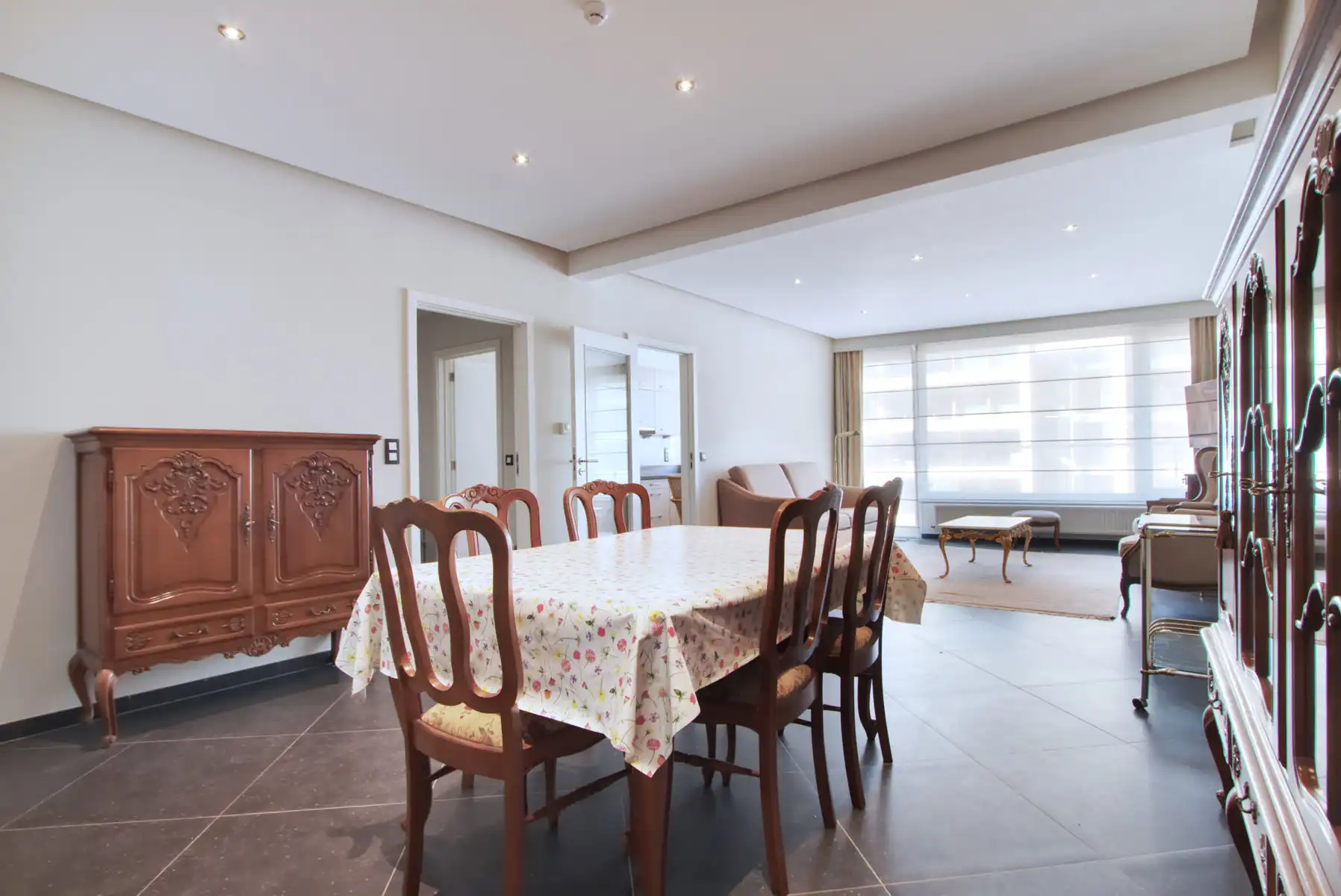 APP - 2 tot 3 SLK - 2 TERRASSEN - GARAGEBOX - KELDER - LIFT foto 3