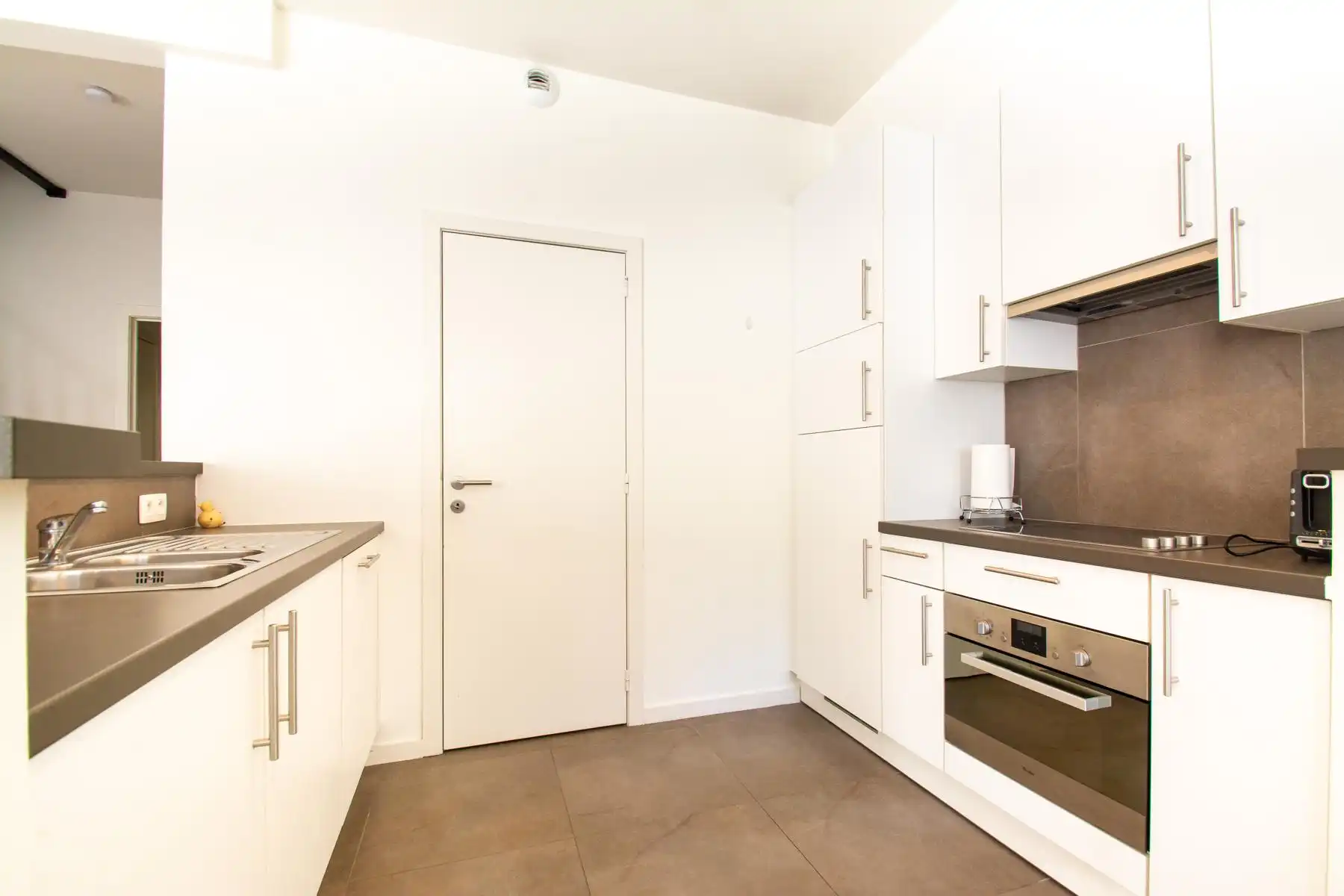 Prachtig Appartement met 3 Kamers + TUIN!!!! foto 10