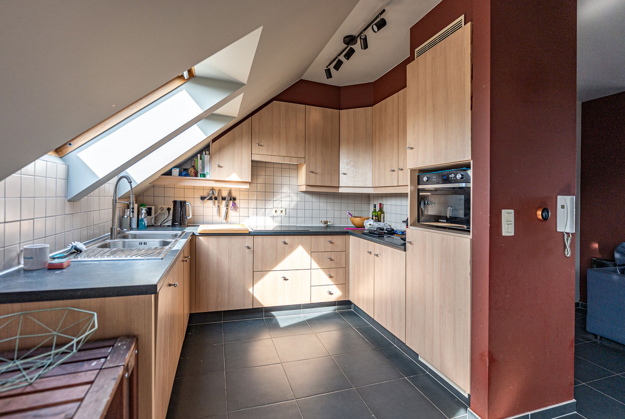 Mooi dakappartement met groot terras foto 16