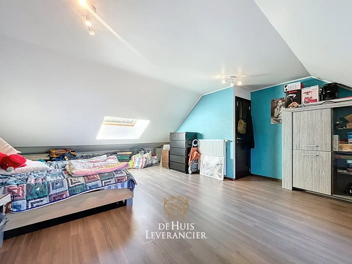 Ruime gezinswoning met 4 slpks, 2 bdks en tuin tegenover park De Schorre te koop foto 18