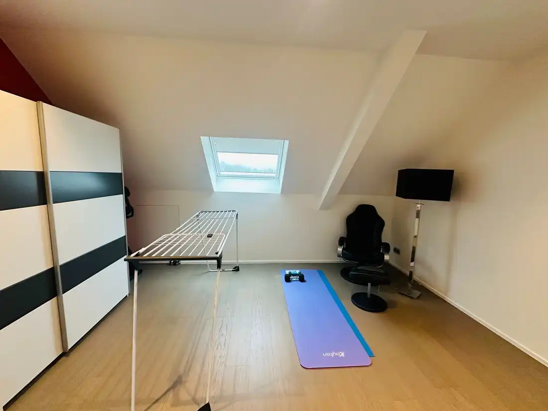 Stijlvol gerenoveerde woning op een strategische locatie foto 11