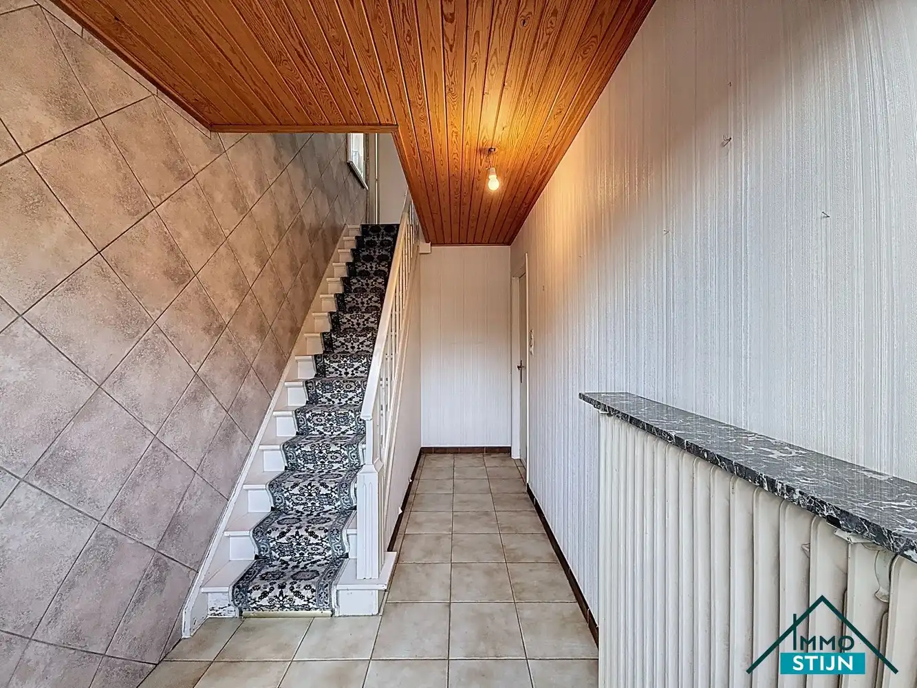 Ruime woning met drie slaapkamers foto 2