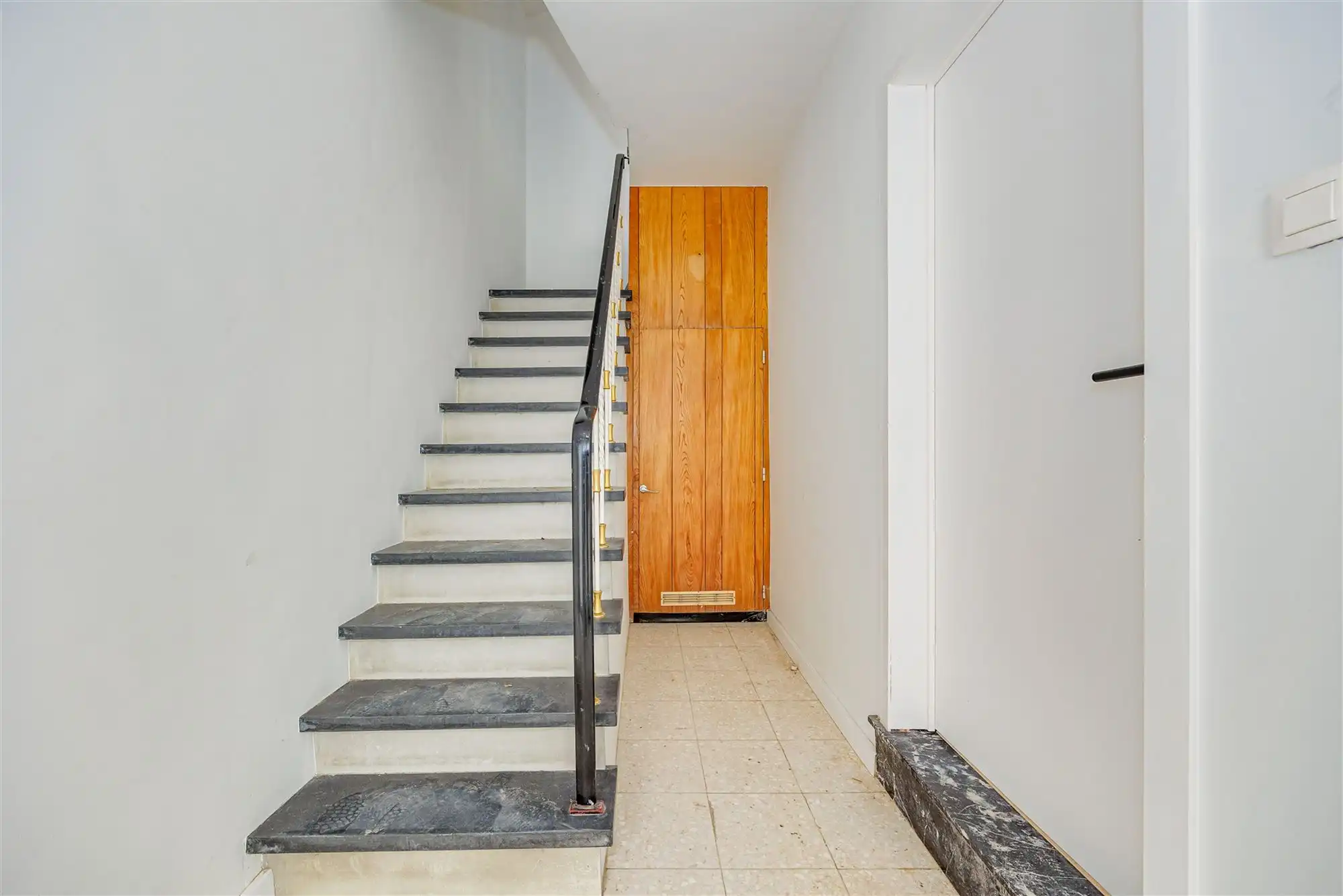 Gelijkvloers instapklaar appartement met tuin foto 3