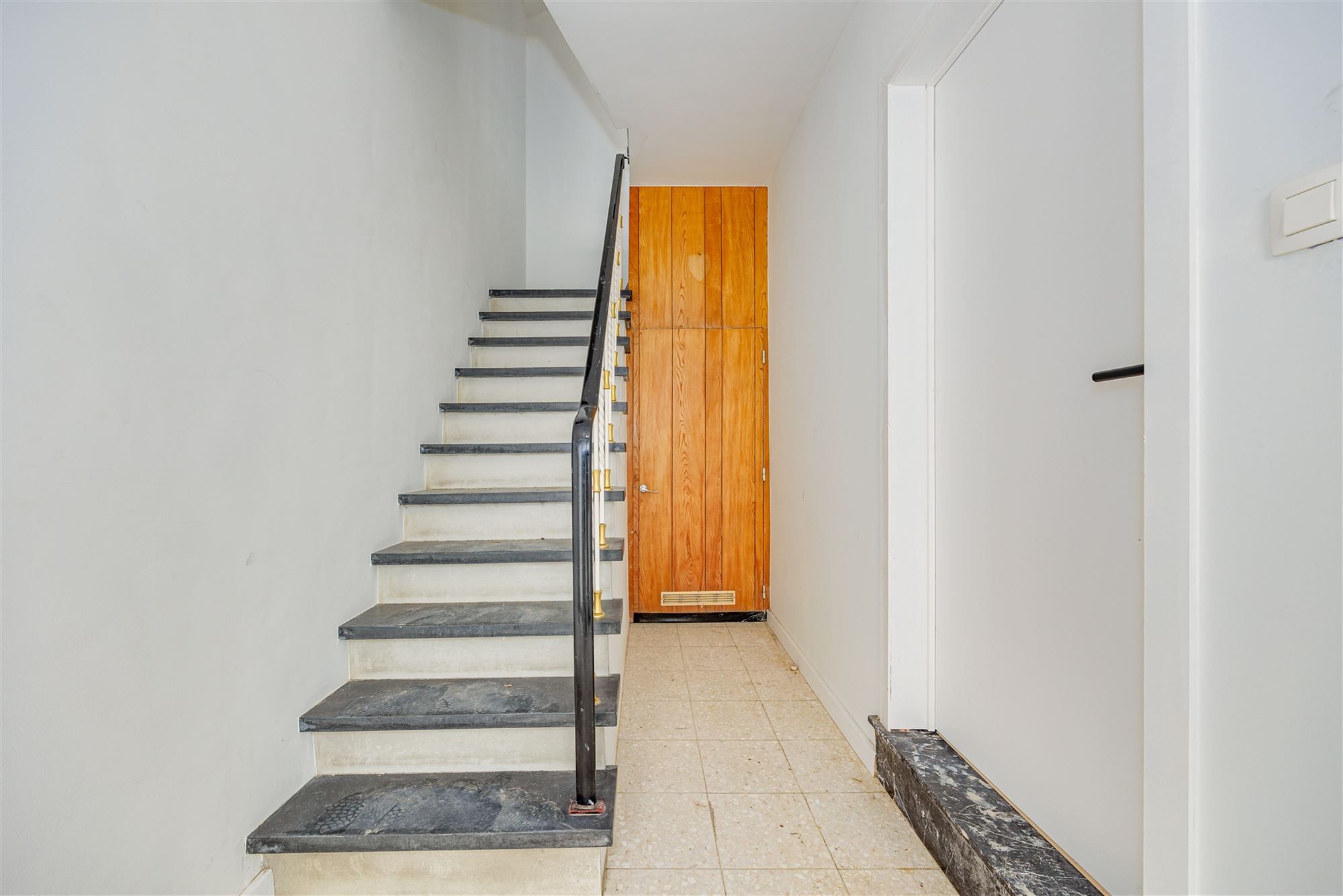 Gelijkvloers instapklaar appartement met tuin foto 3