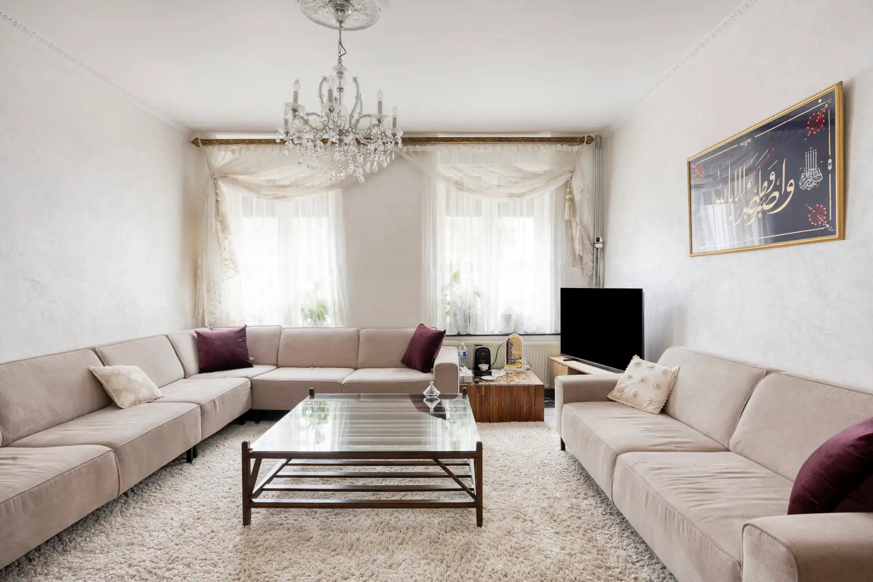 Goed gelegen en goed onderhouden woning met 4 slaapkamers foto 5
