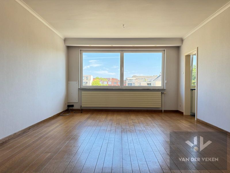 RUSTIG GELEGEN 2-SLPK-APPARTEMENT DICHTBIJ HET CENTRUM VAN HASSELT. foto 2